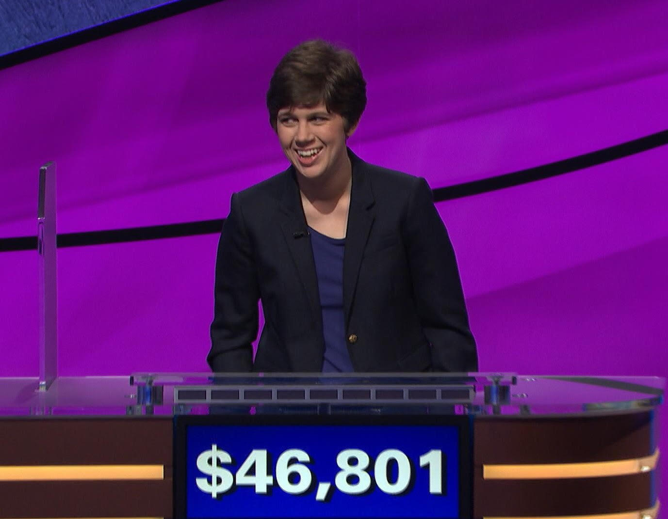 Emma Boettcher, 27, a University of Chicago librarian, beat reigning champ James Holzhauer on 'Jeopardy!' Monday evening before he could surpass Ken Jennings' $2.52 million record. 