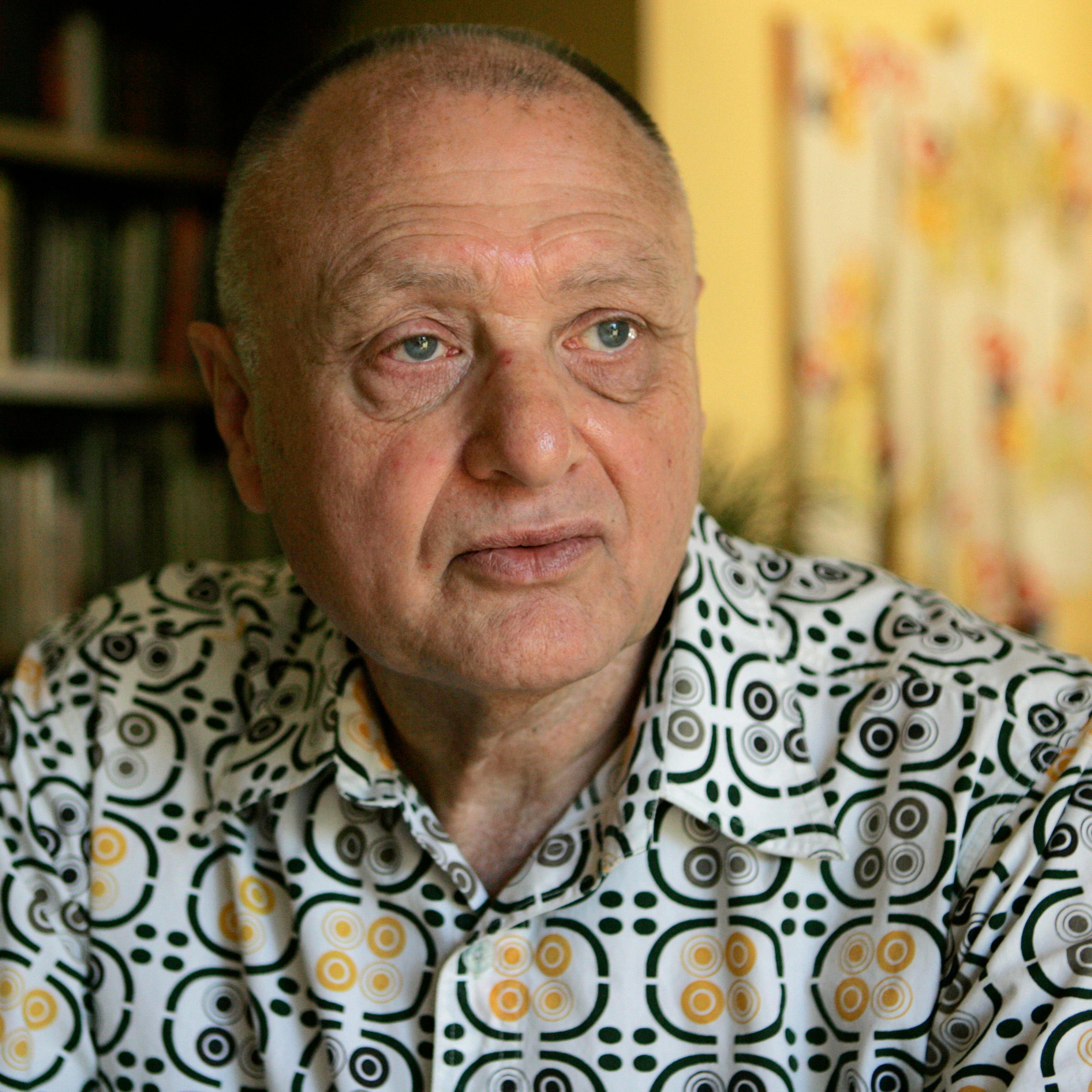 Dr. Jay Chapman at his home on May 8, 2007, in Napa, Calif.