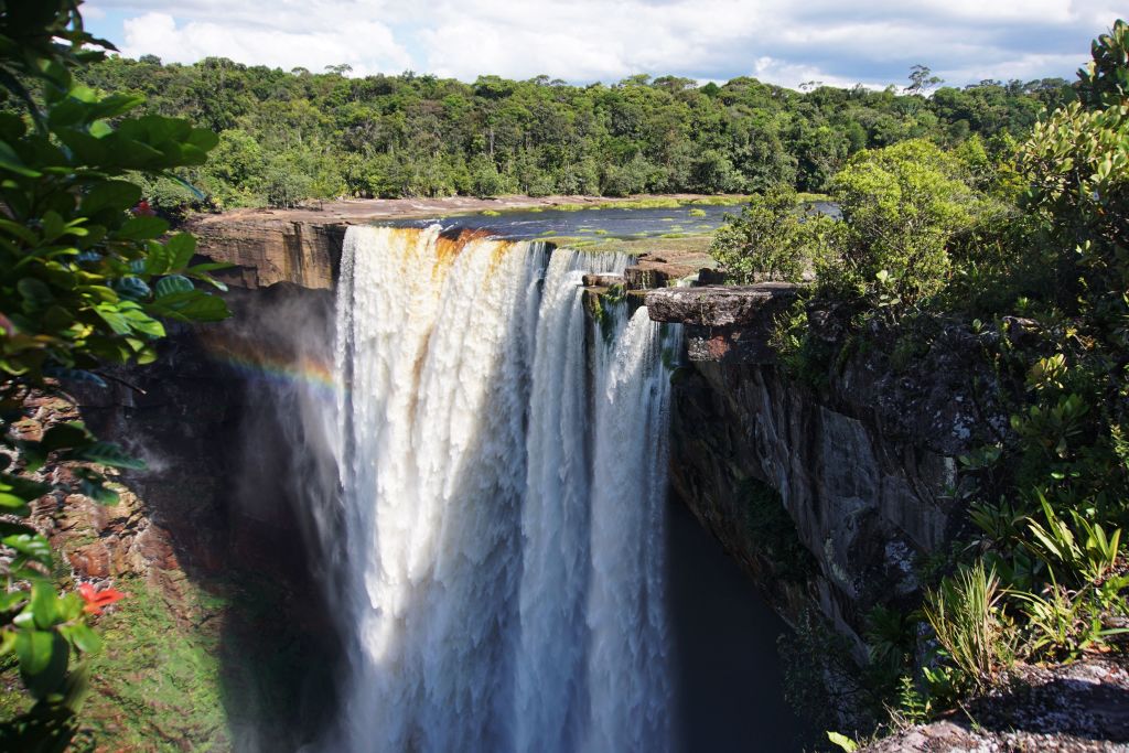 GUYANA-SURINAME-KAIETEUR NATIONAL PARK