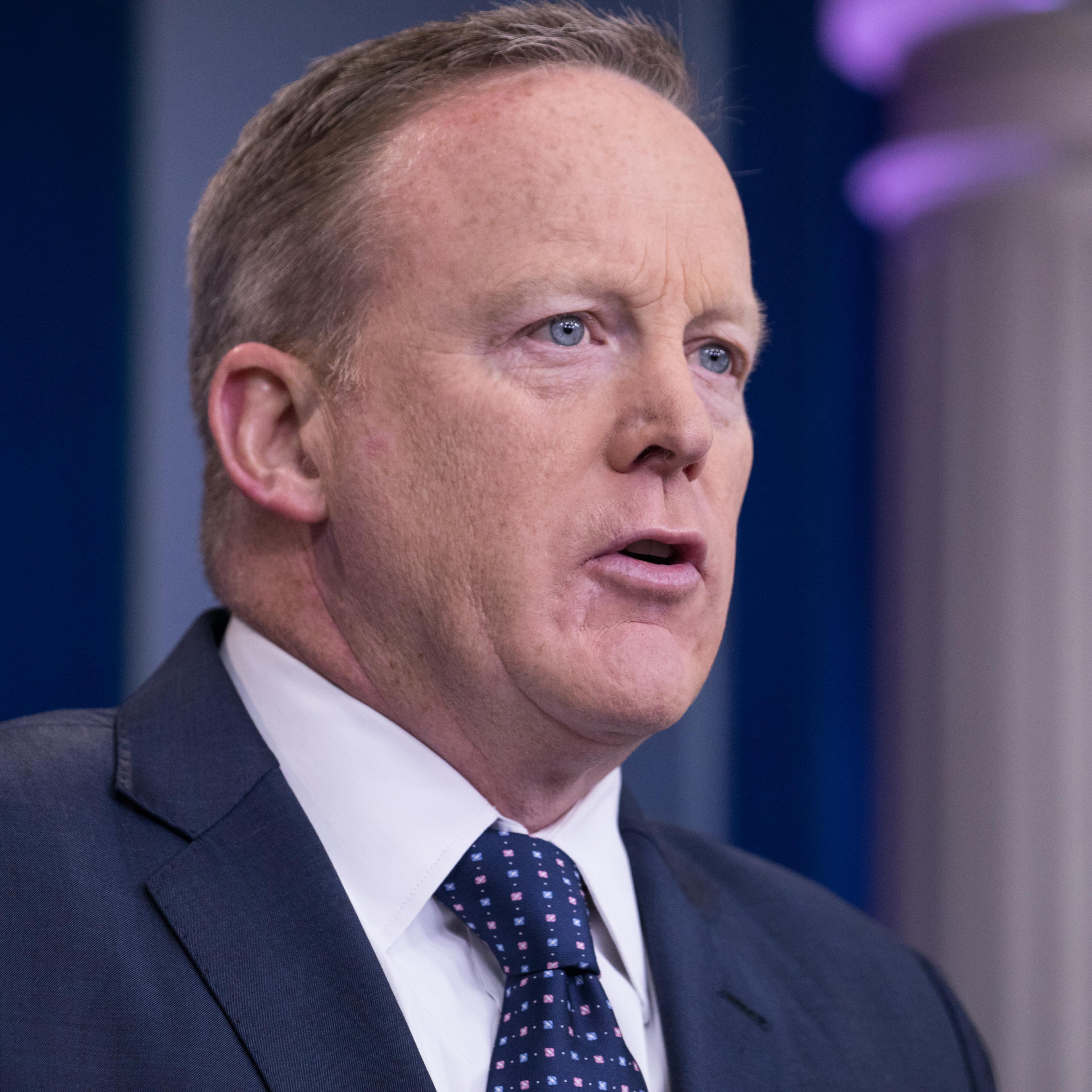 EPA Administrator Pruitt Joins Sean Spicer For Daily White House Press Briefing