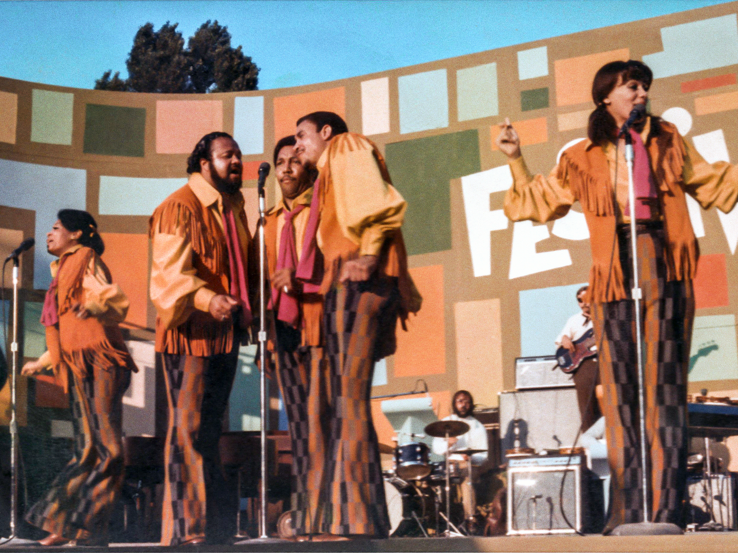 The 5th Dimension performing at the Harlem Cultural Festival in 1969, featured in the documentary SUMMER OF SOUL. Photo Courtesy of Searchlight Pictures. © 2021 20th Century Studios All Rights Reserved