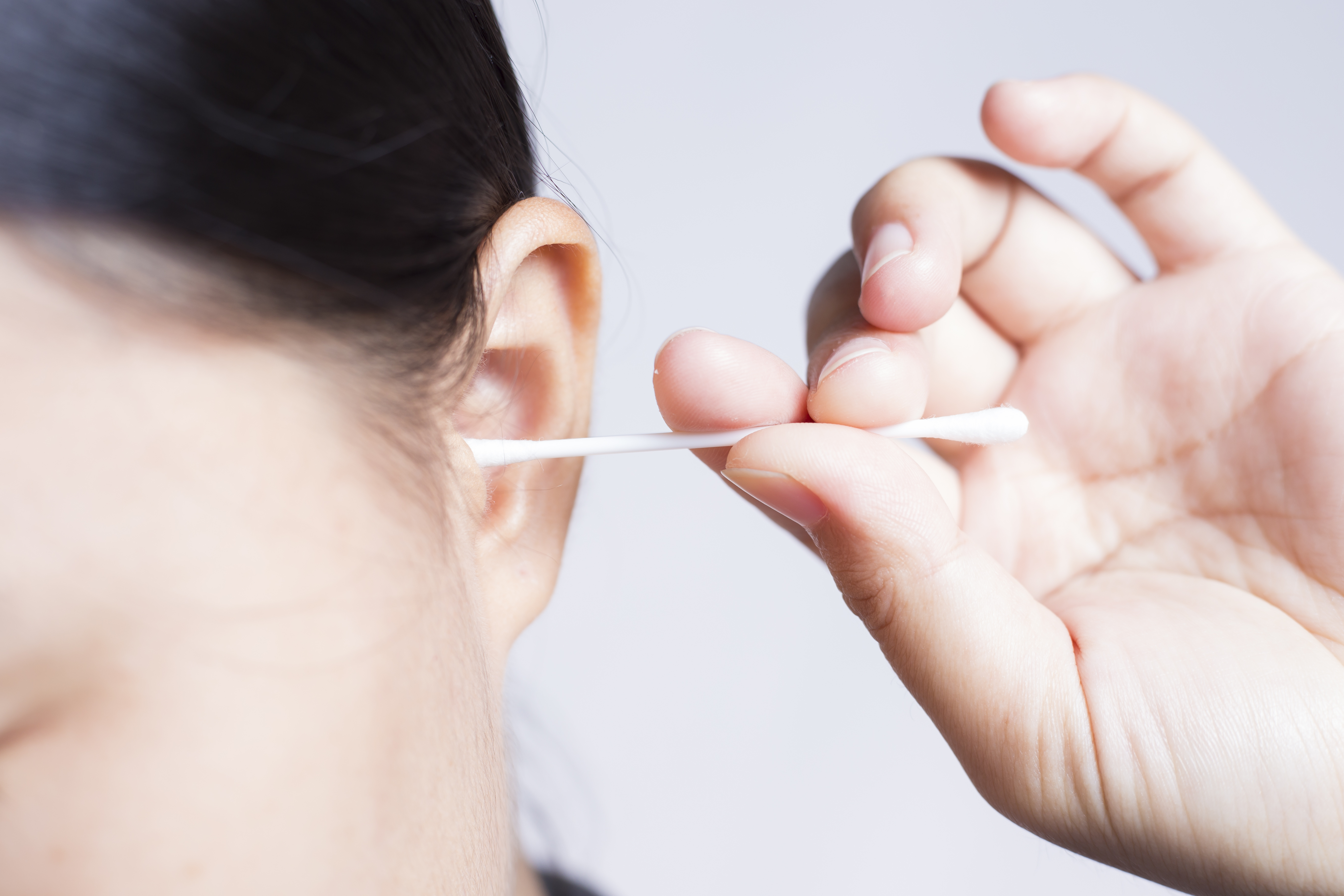 ear-cotton-swab