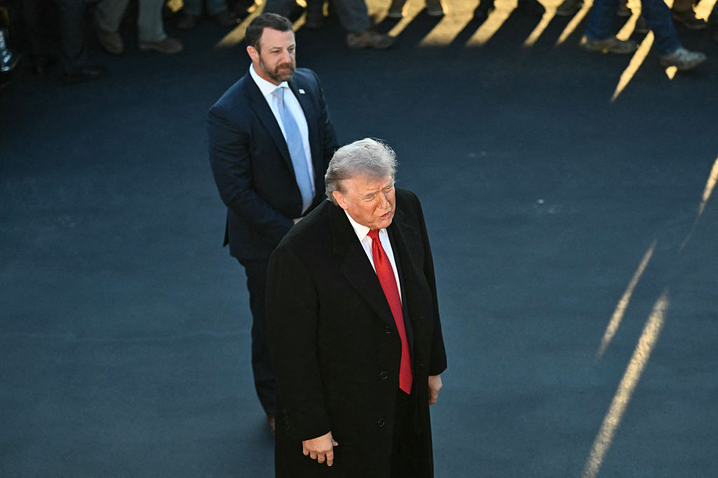 Trump Reverses DHS Policy Halting ICE Traffic Stops