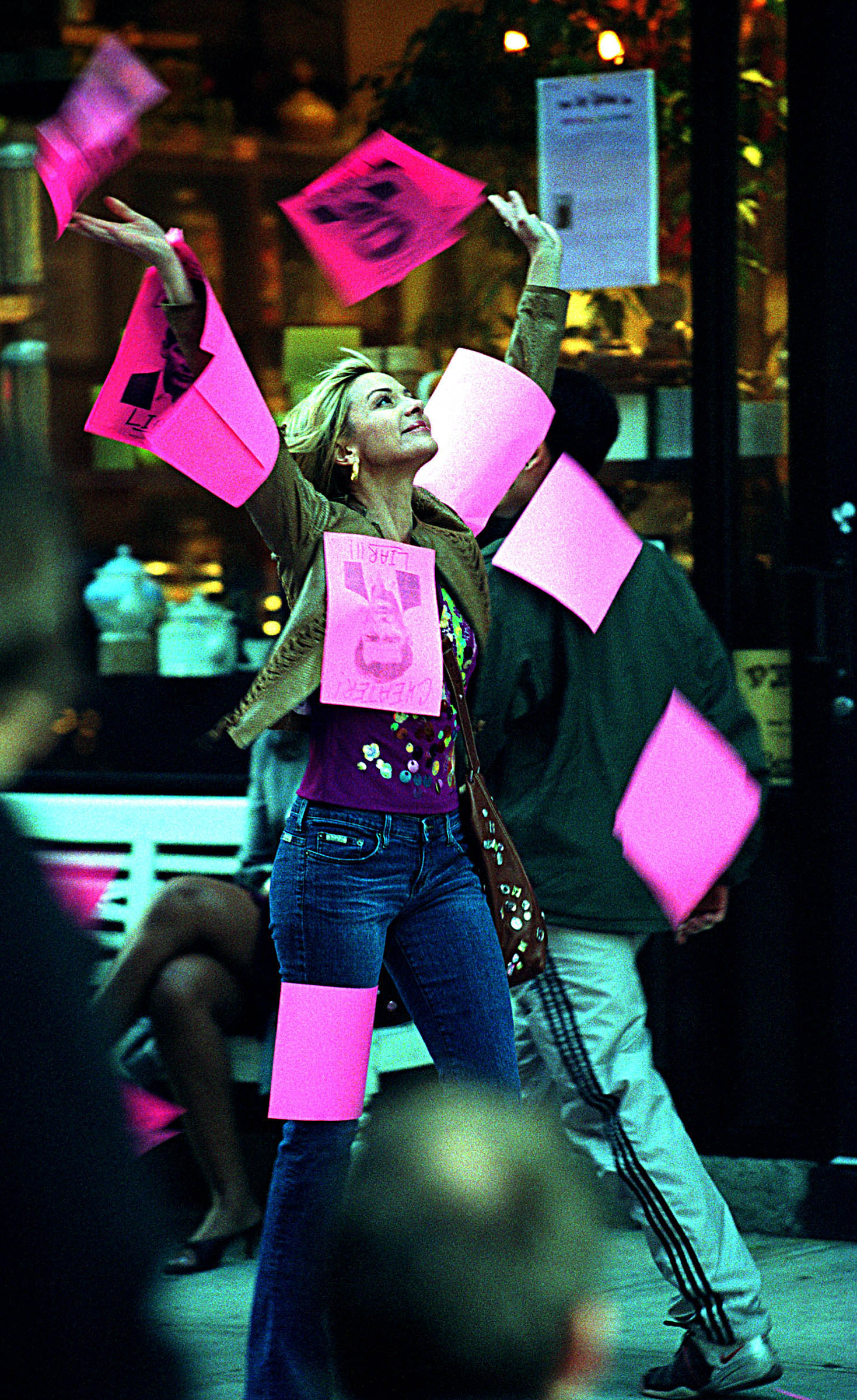 Kim Cattrall filming a scene in Sex and the City, Season 5, Episode "Anchors Away." 