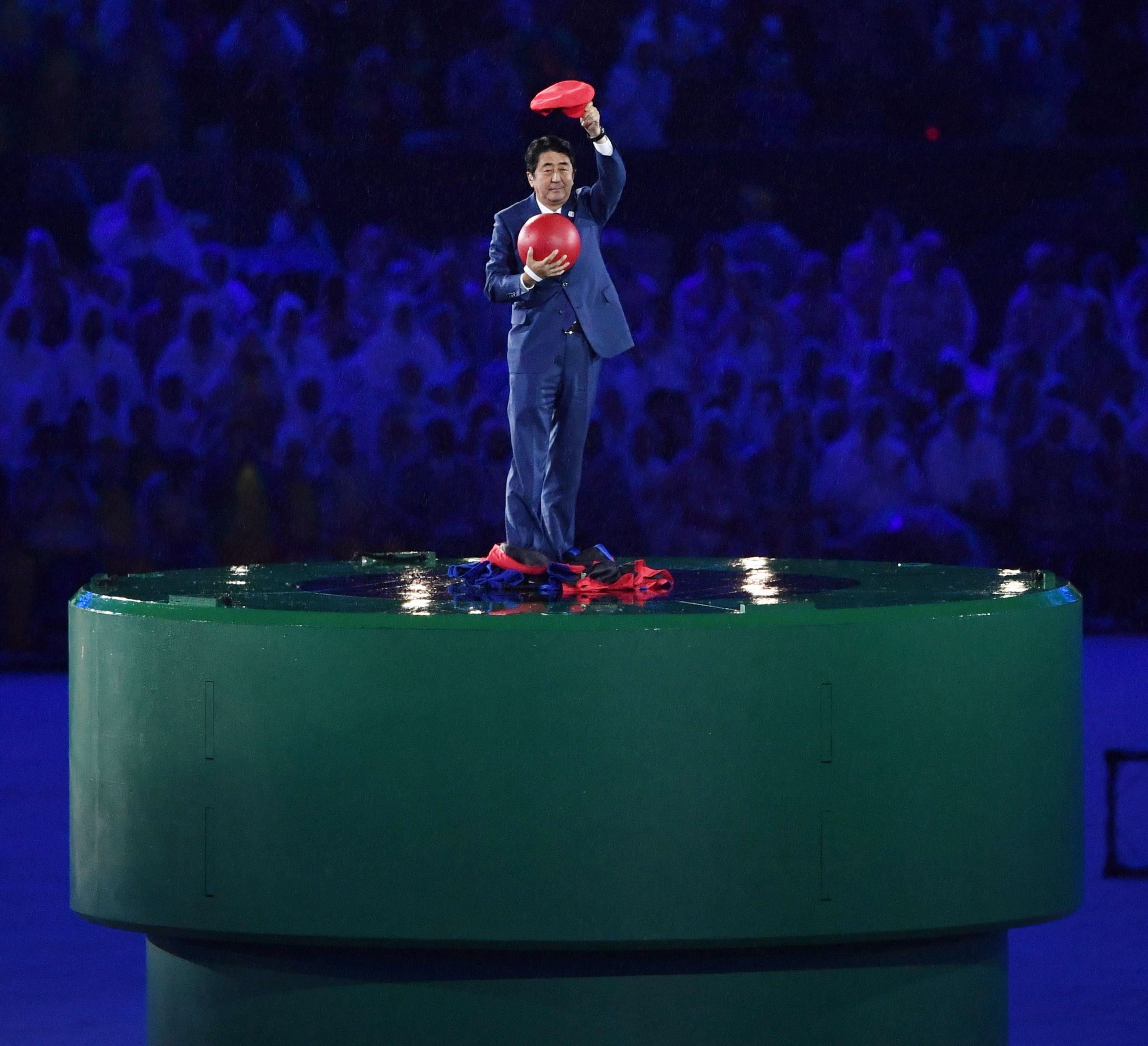 Olympics: Japanese PM Abe during closing ceremony