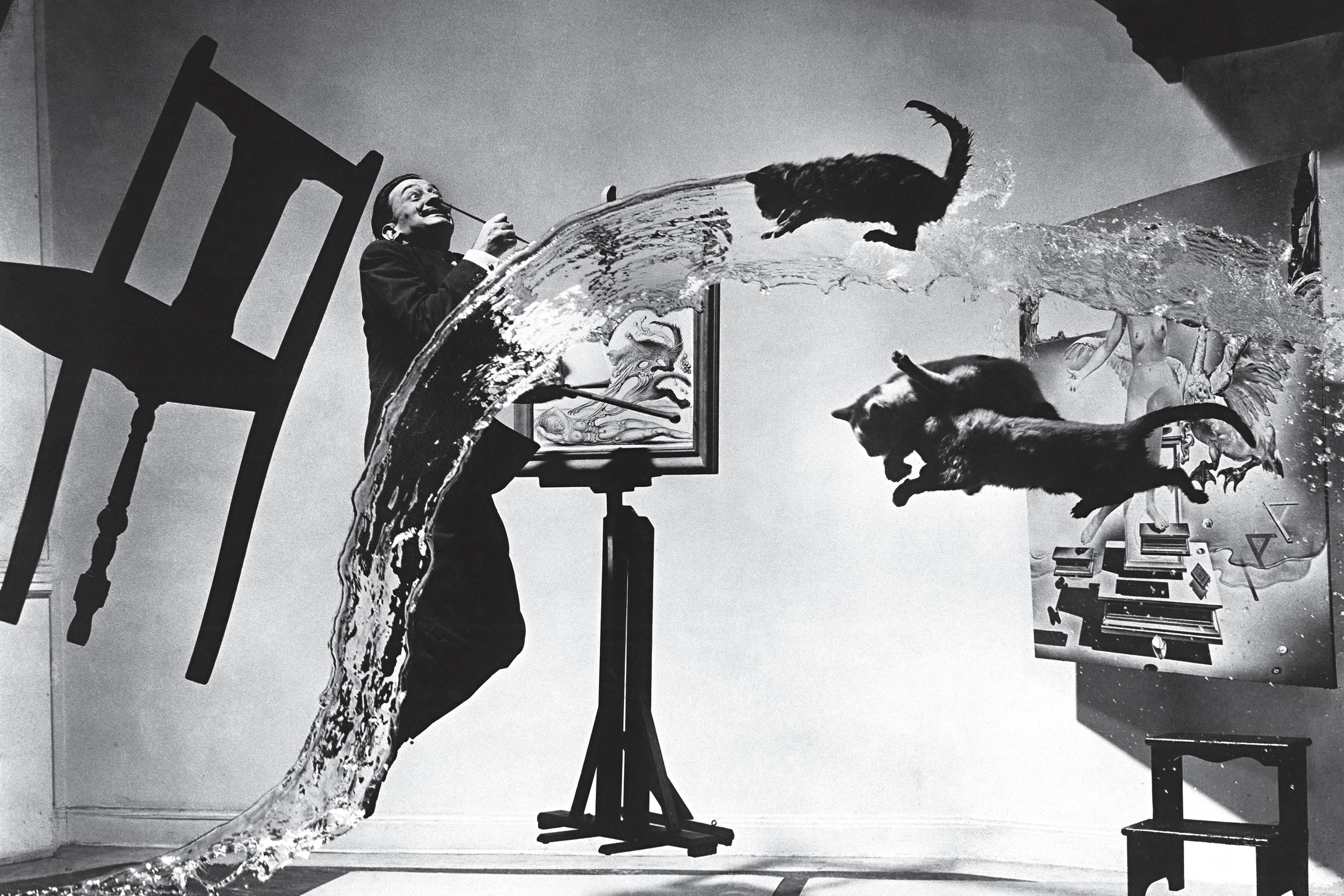 Spanish painter Salvador DALI. "Dali Atomicus." 1948.Contact email:New York : photography@magnumphotos.comParis : magnum@magnumphotos.frLondon : magnum@magnumphotos.co.ukTokyo : tokyo@magnumphotos.co.jpContact phones:New York : +1 212 929 6000Paris: + 33