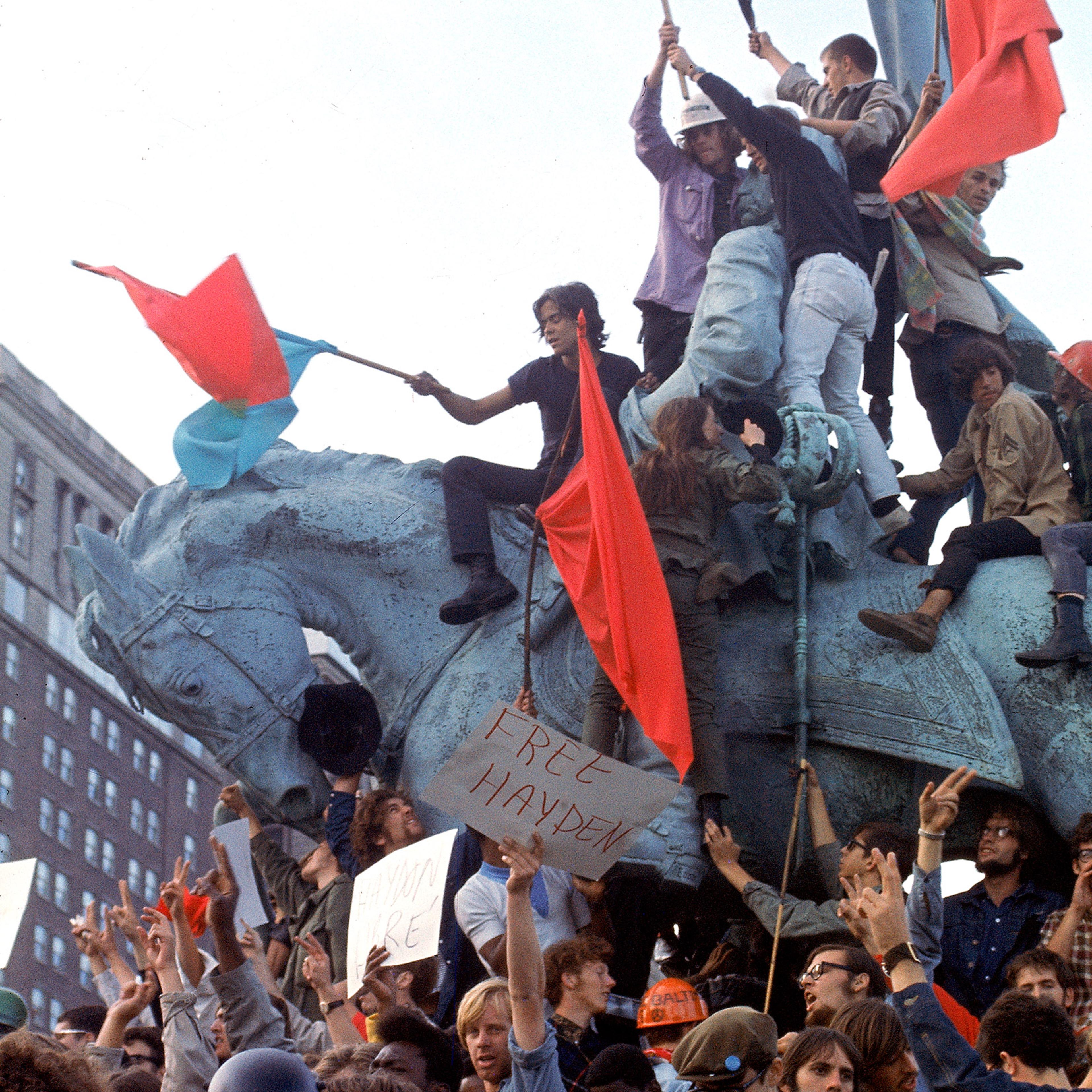 Democratic Convention riots in Chicago, 1968.