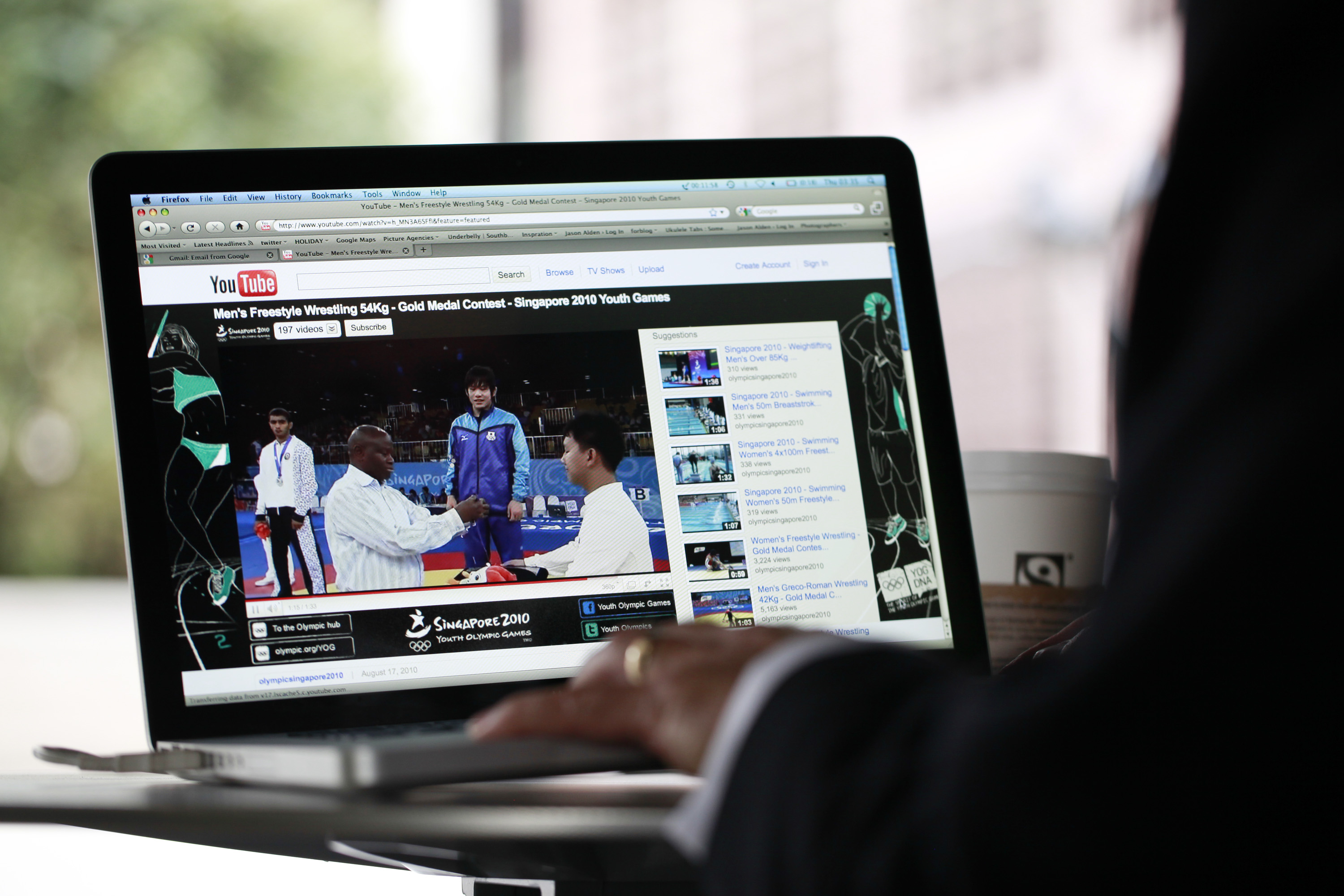youtube-buy-button