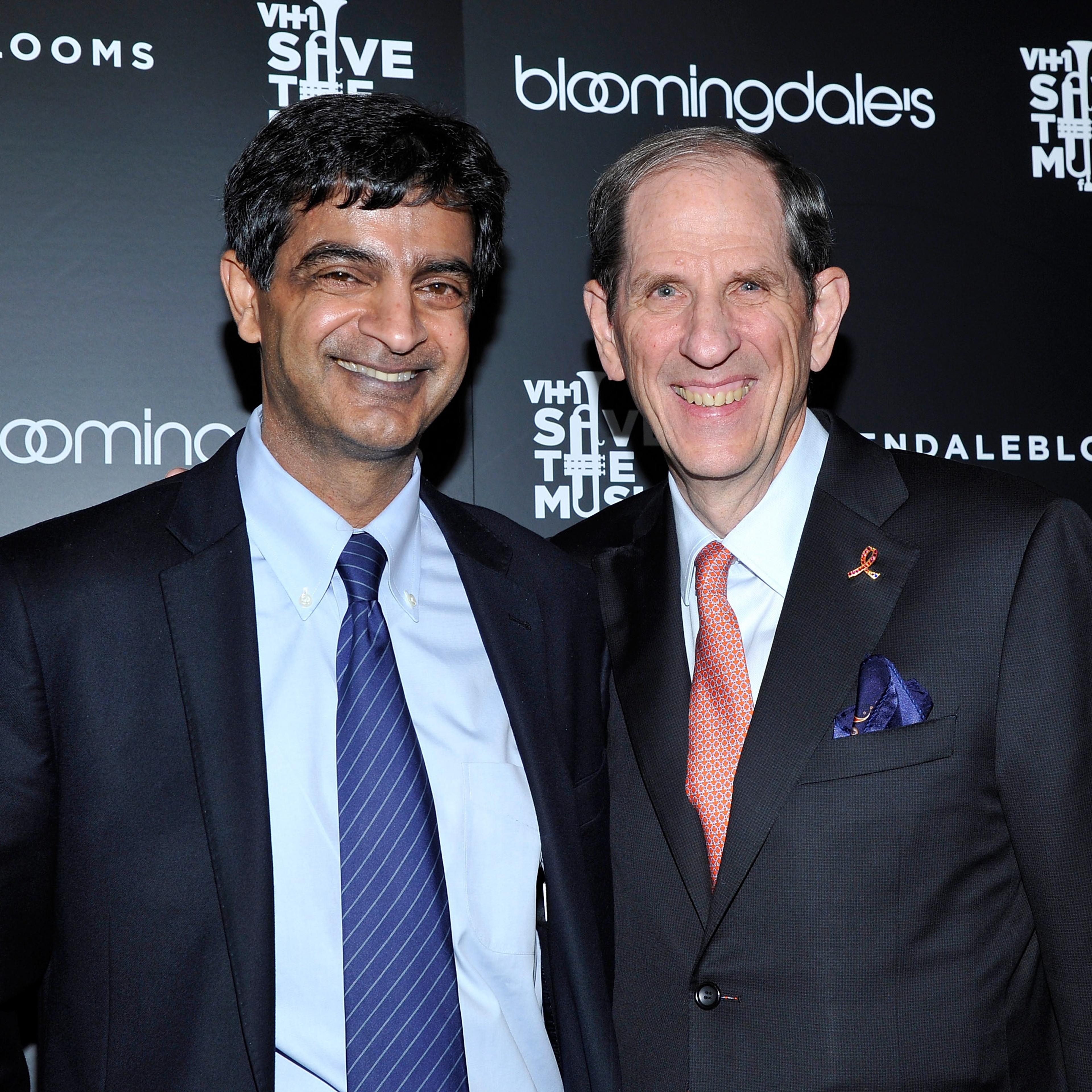 Bloomingdale's Glendale Hosts Opening Gala Celebration With VH1 Save The Music Foundation