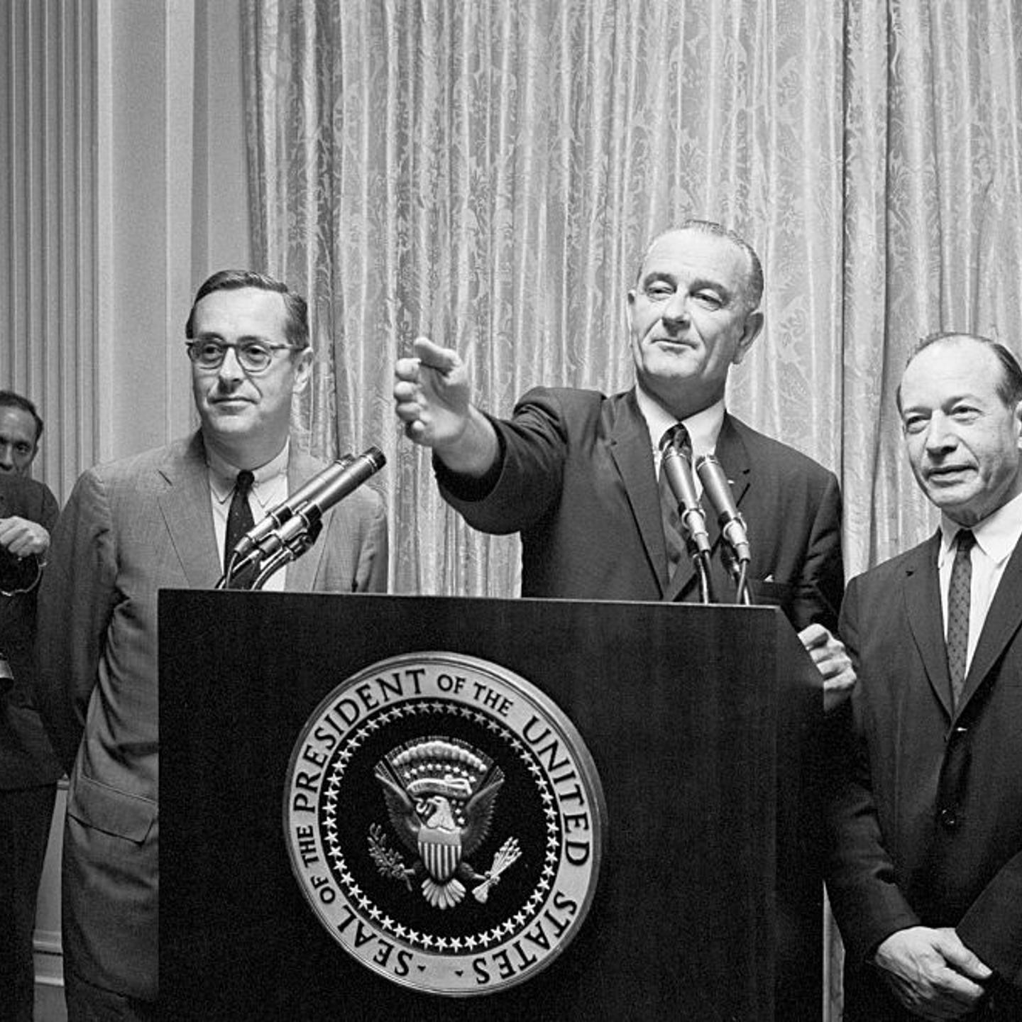 Pres Johnson @ Podium Gesturing / Crowd