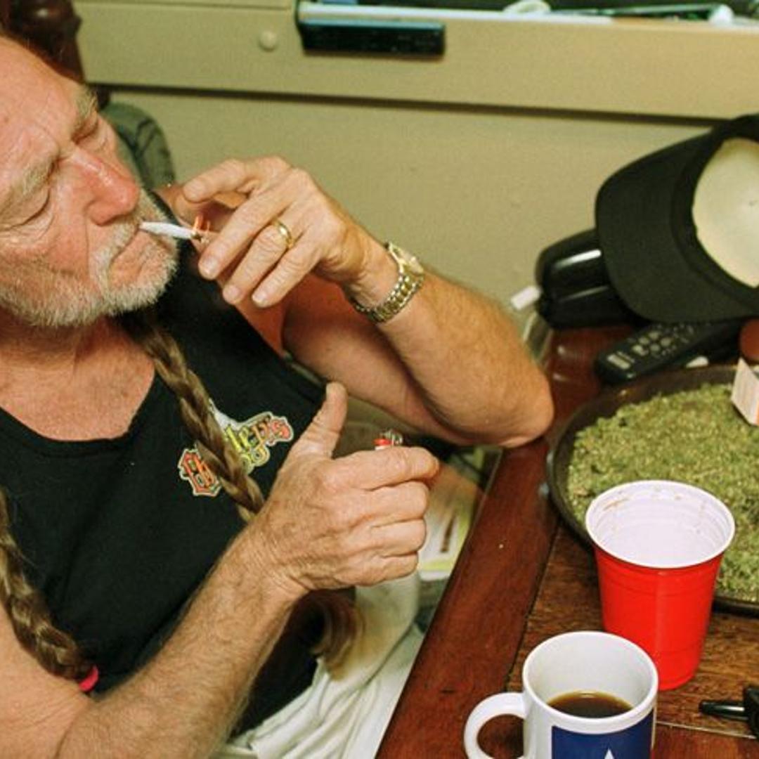 Willie Nelson At Home In Texas