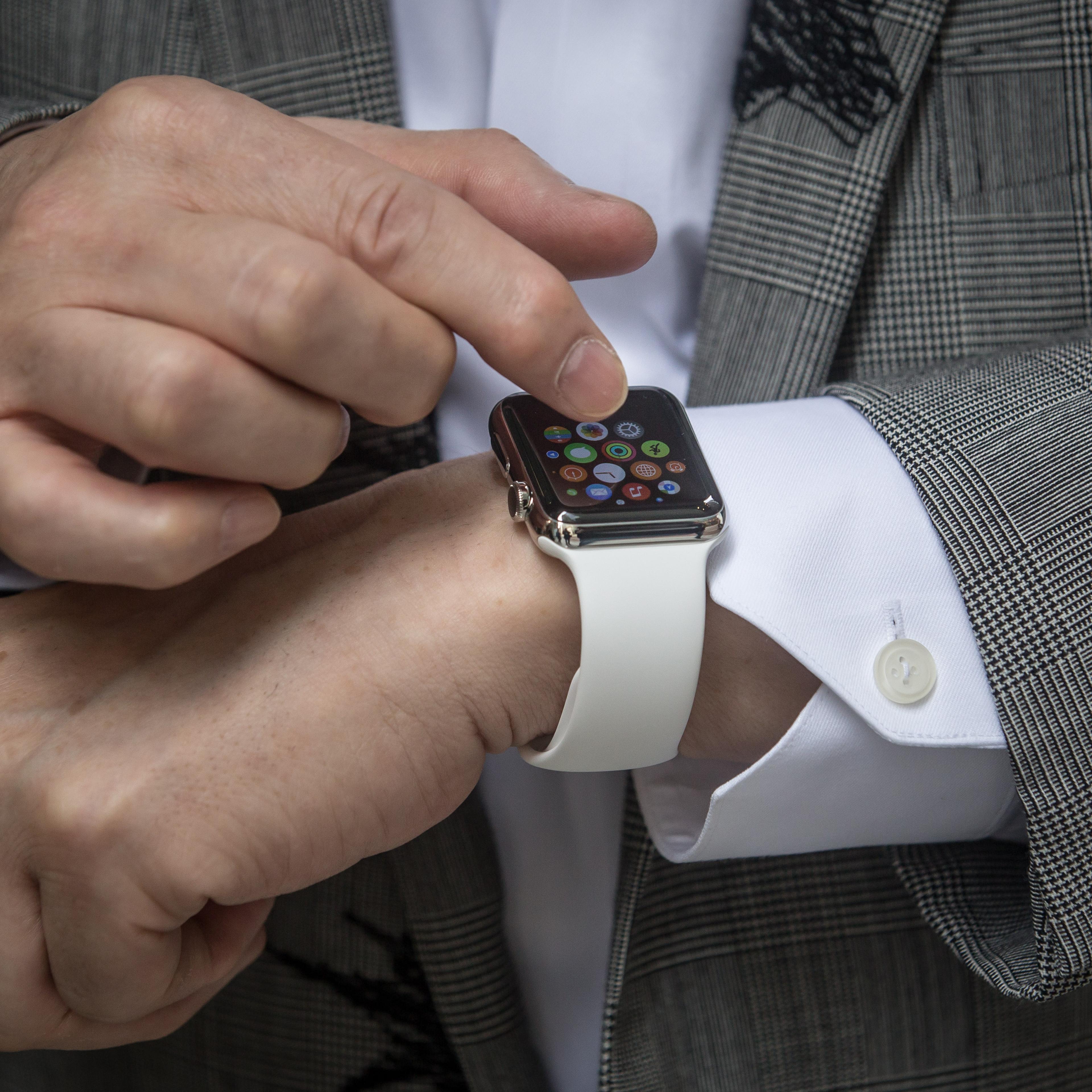 Apple Watch Goes On Sale At Handful Of Boutiques Around The World