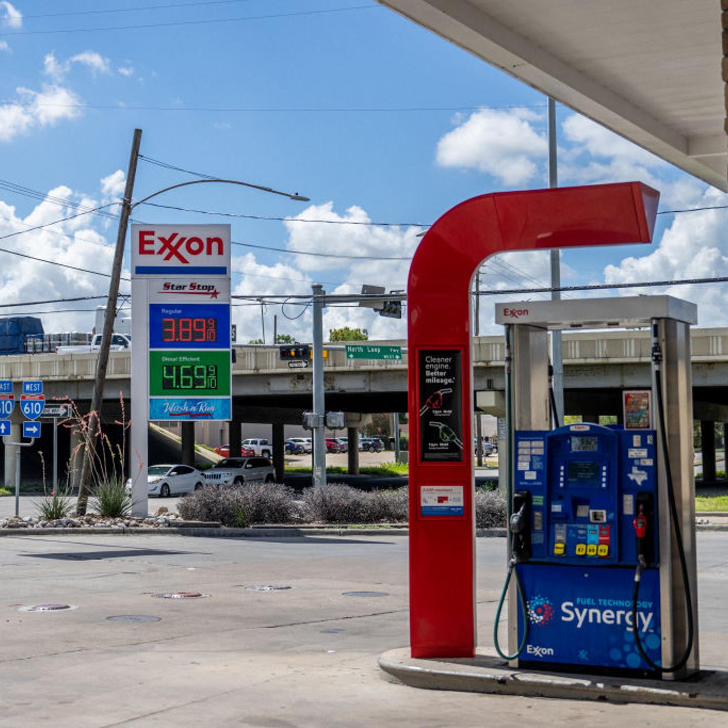 Oil And Gas Companies Chevron And Exxon Mobil Profits Surged Last Quarter