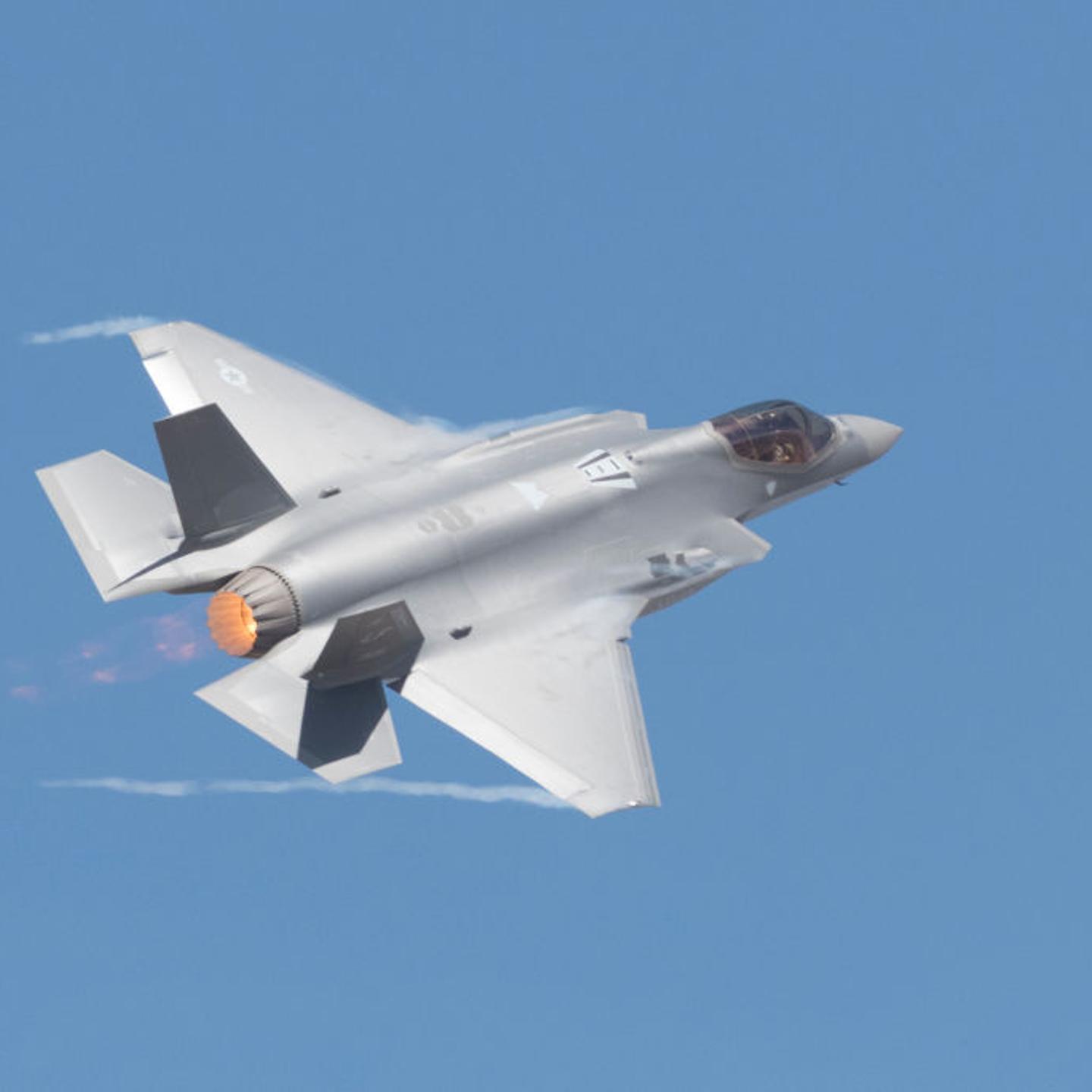 US Air Force showcases F-35