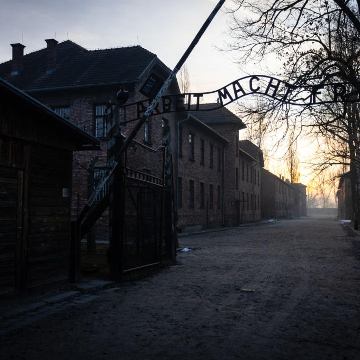 TOPSHOT-POLAND-GERMANY-HISTORY-WWII-HOLOCAUST-COMMEMORATION