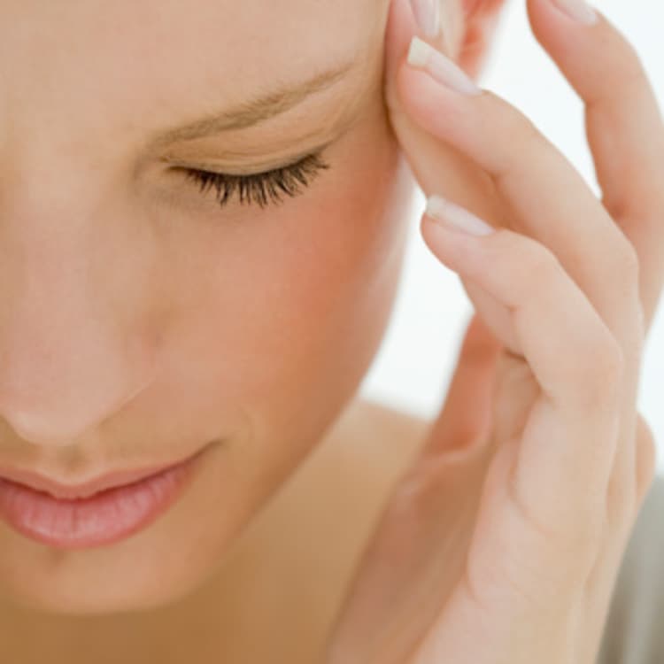 woman-headache