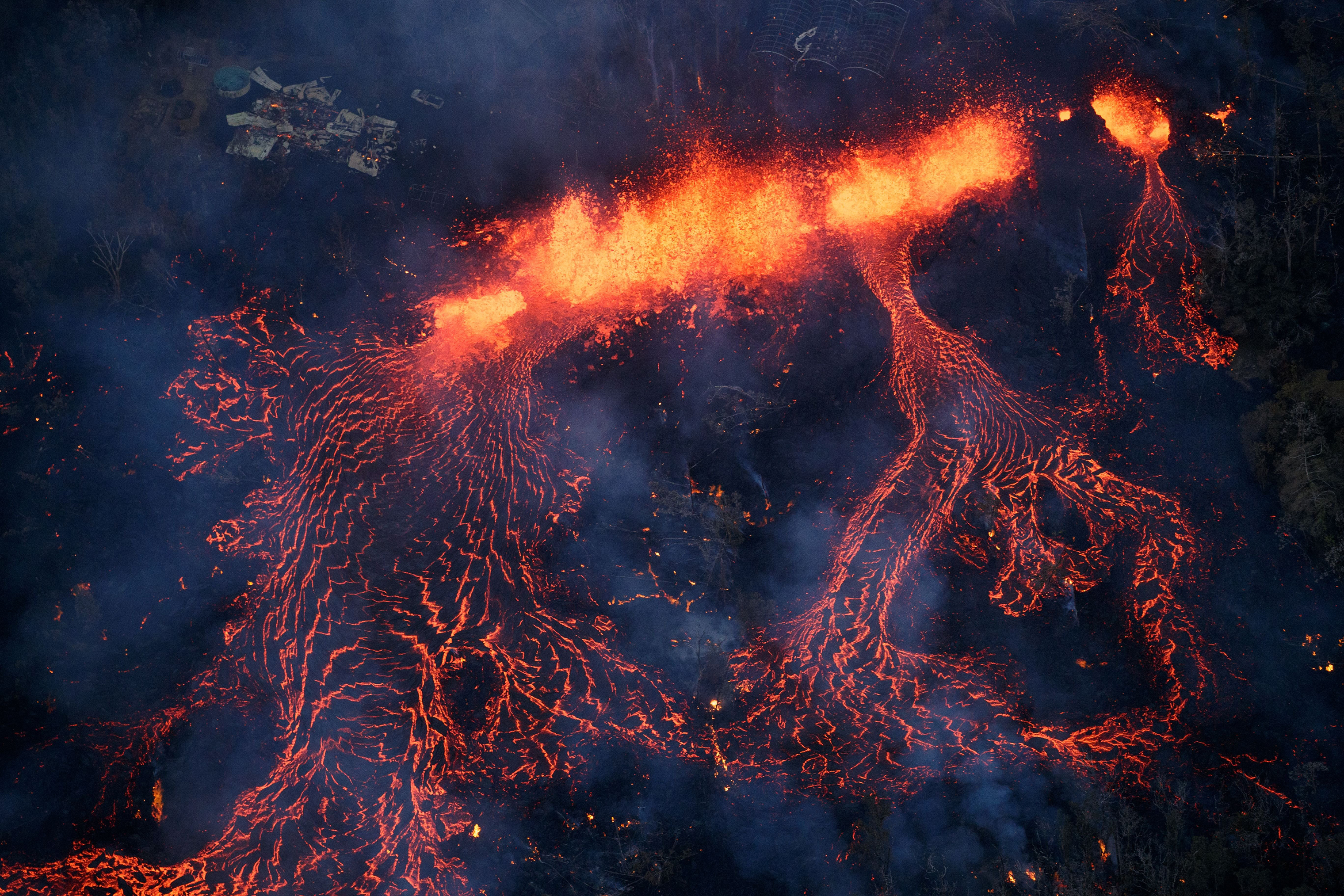 hawaii-kilauea-volcano-lava-bruce-omori