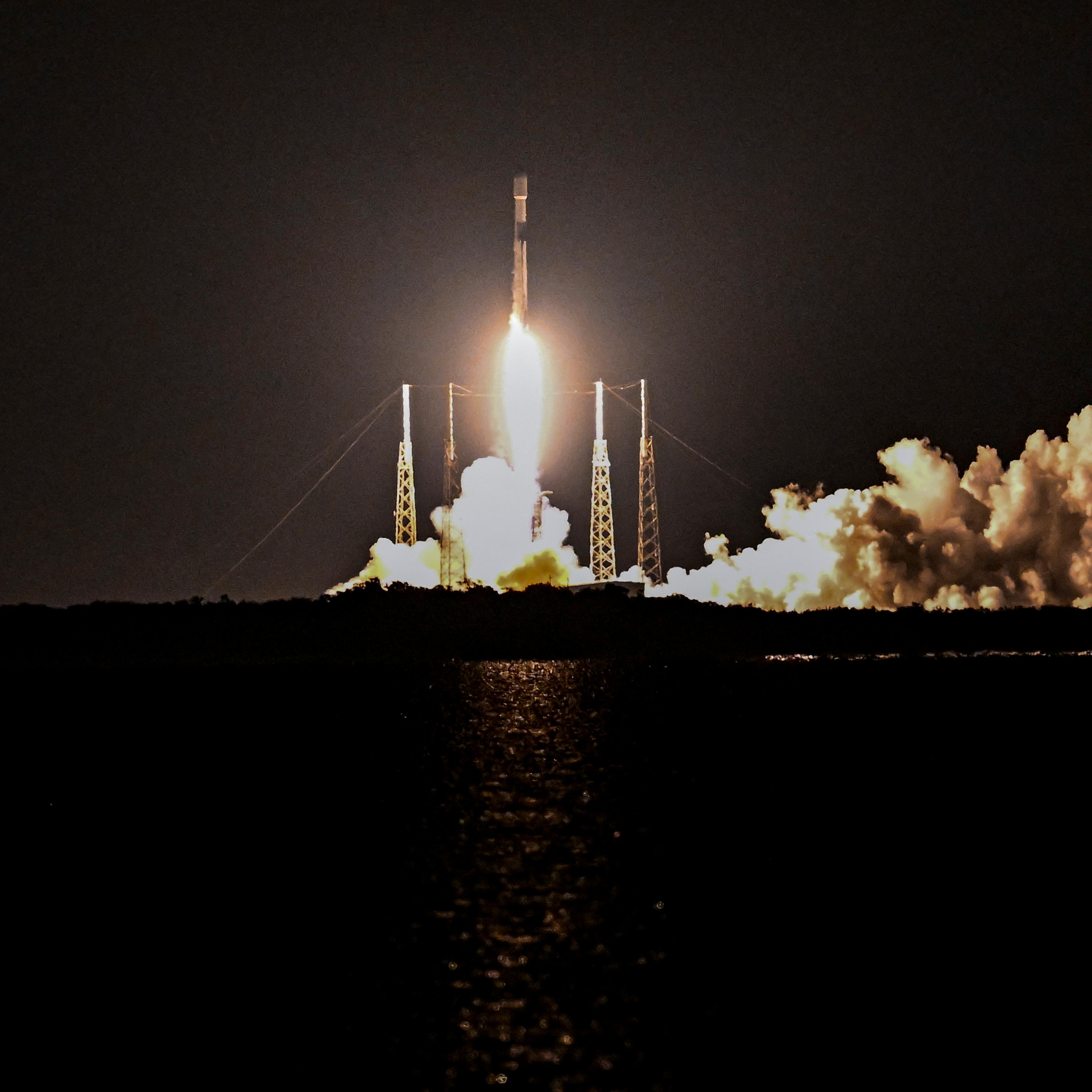 US-SPACE-SATELLITE-SPACE X