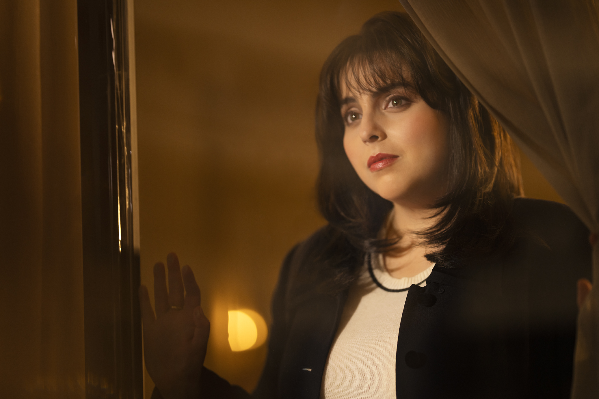 Impeachment: American Crime Story -- Pictured: Beanie Fieldstein as Monica Lewinsky. CR. Kurt Iswarienko/FX