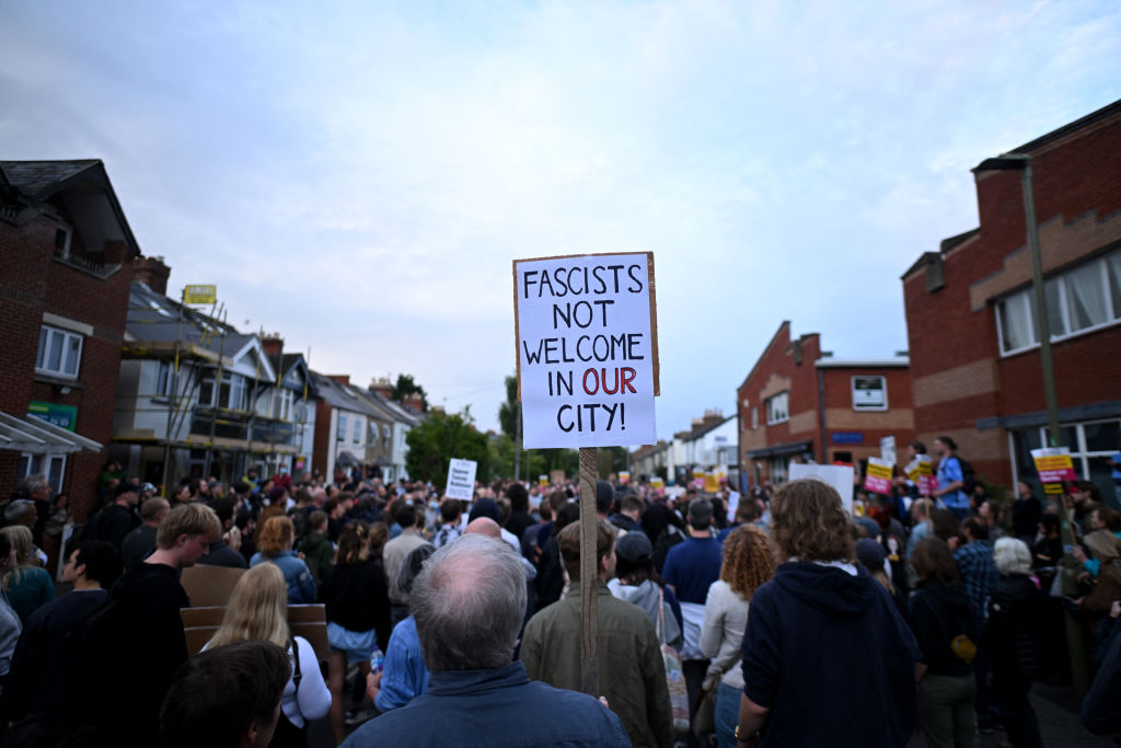 BRITAIN-CRIME-RIOT