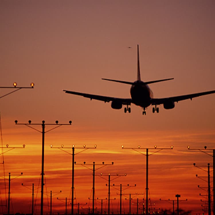 airplane-landing