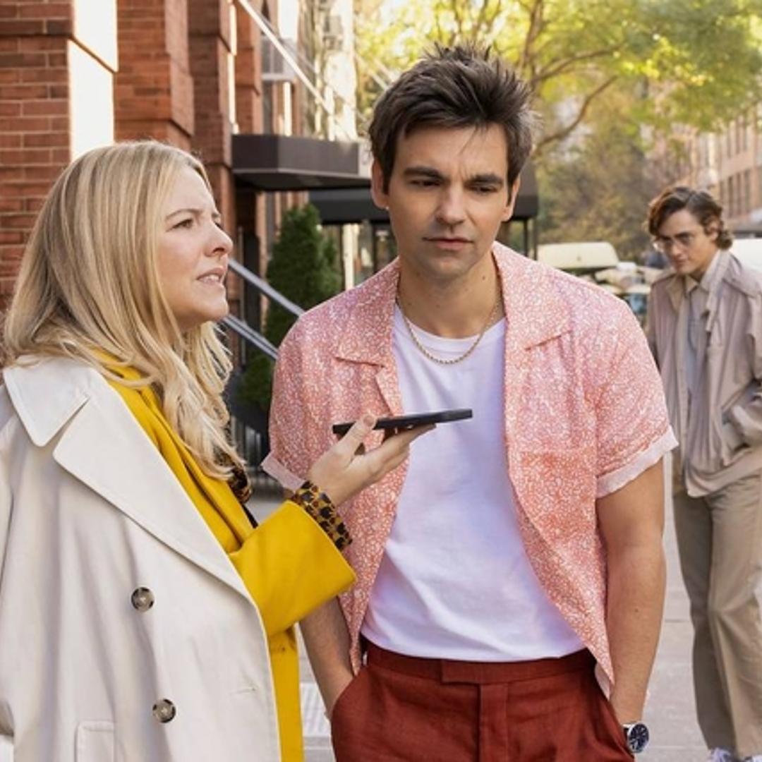 Heléne Yorke and Drew Tarver in <i>The Other Two</i>