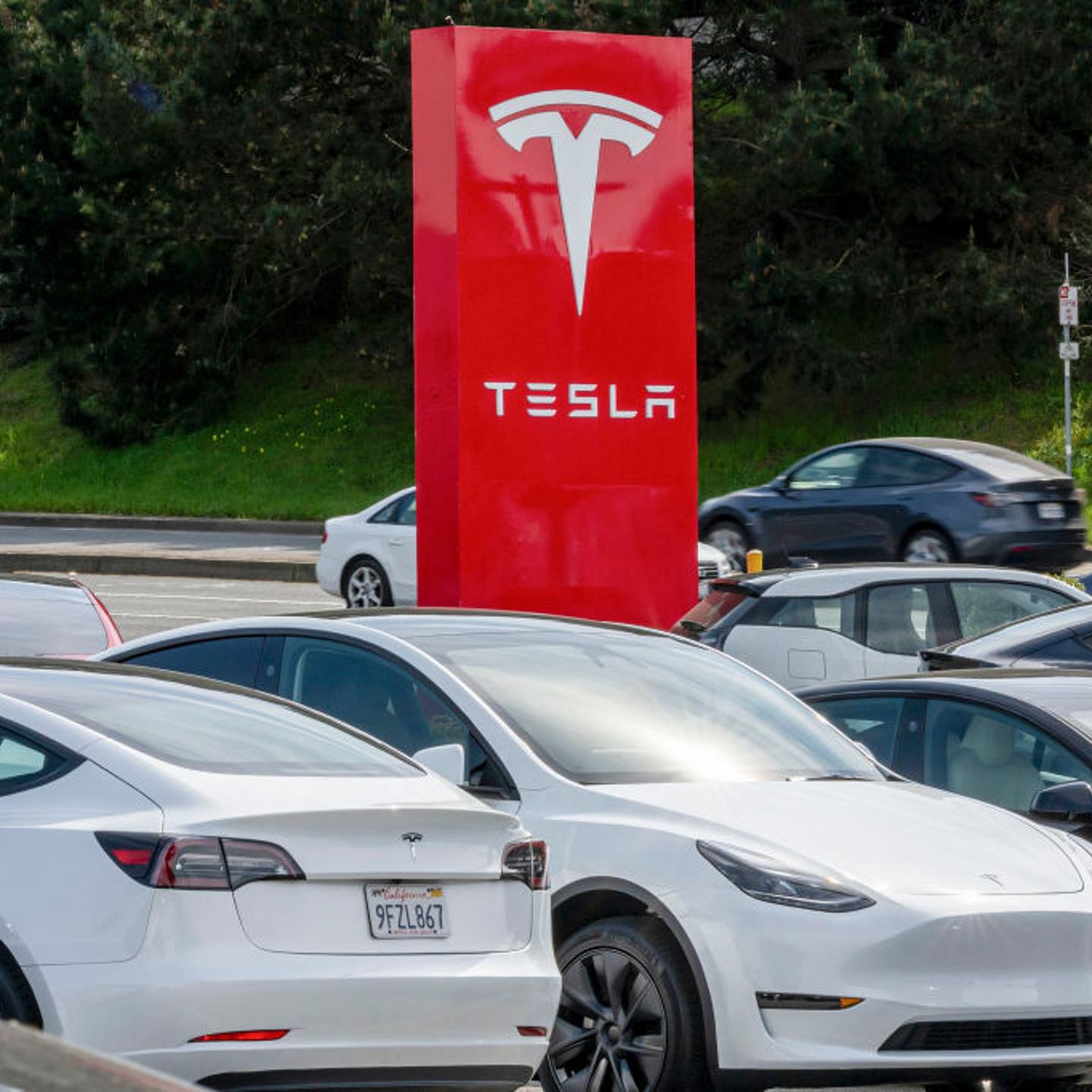 Tesla Tumbles Most Since 2020 On Pullback In Sales Estimates