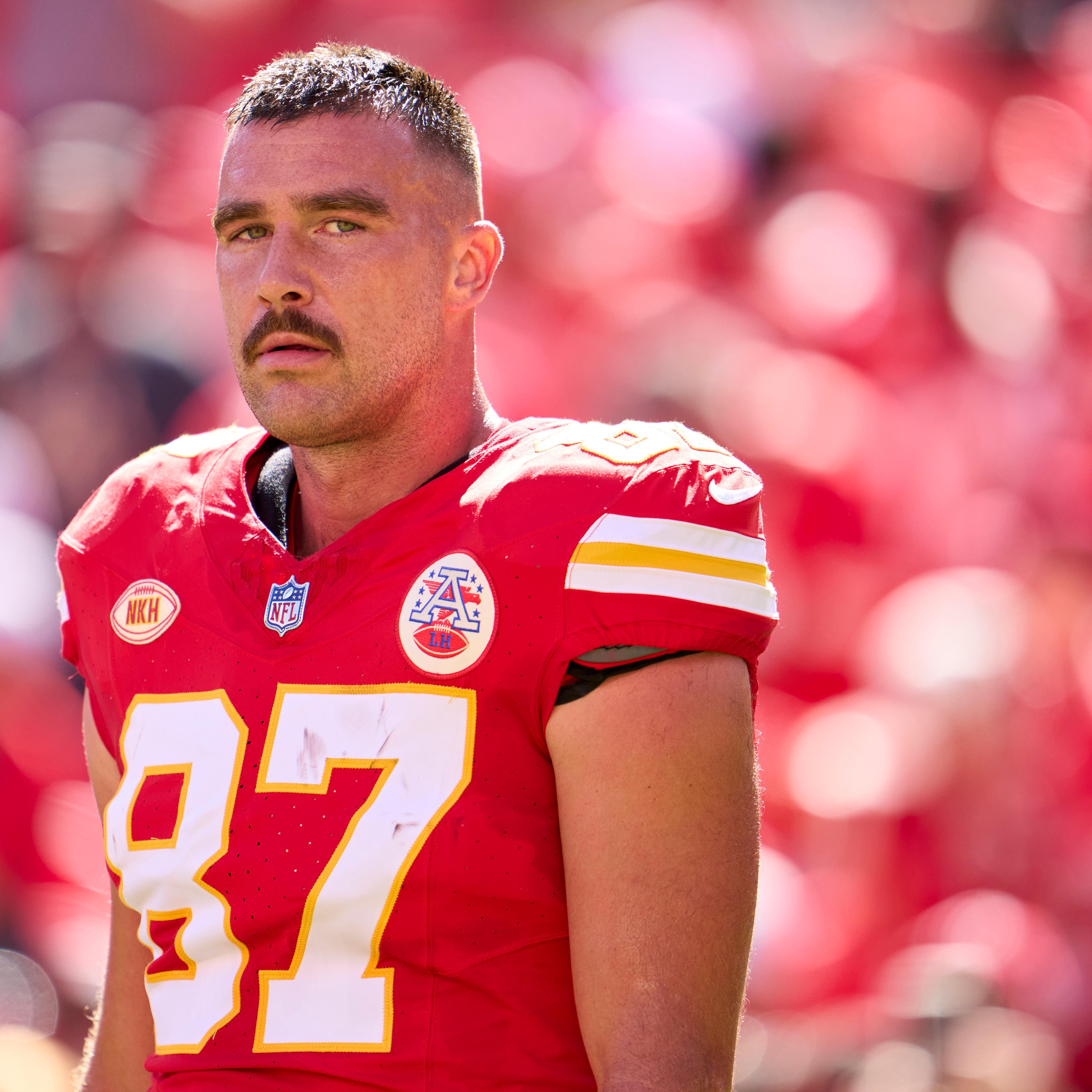 Travis Kelce on the field