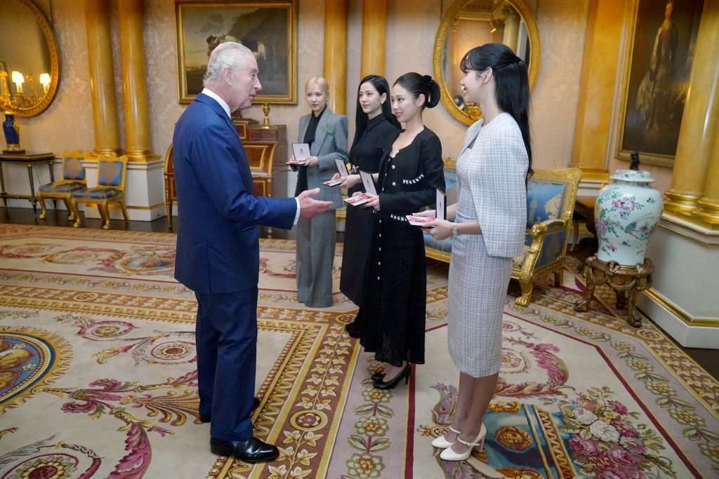BLACKPINK Buckingham Palace