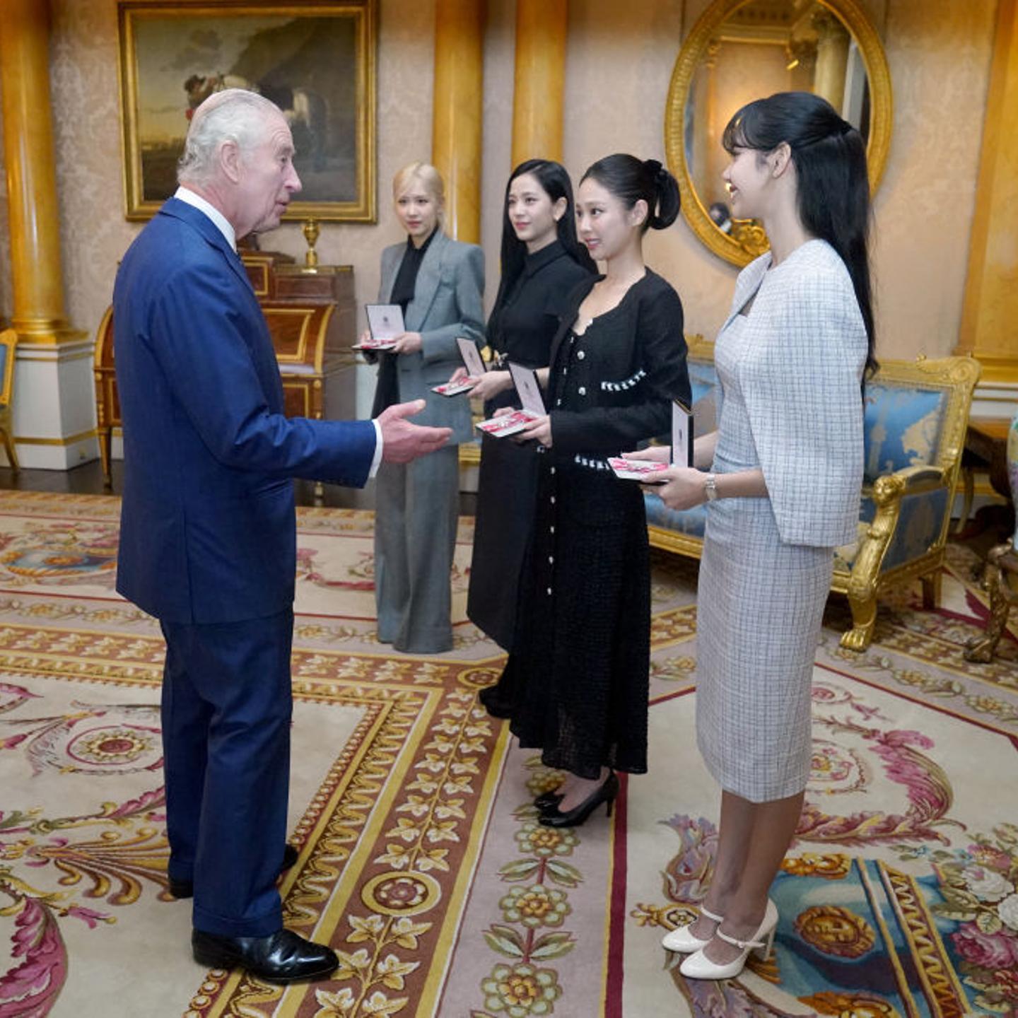 BLACKPINK Buckingham Palace