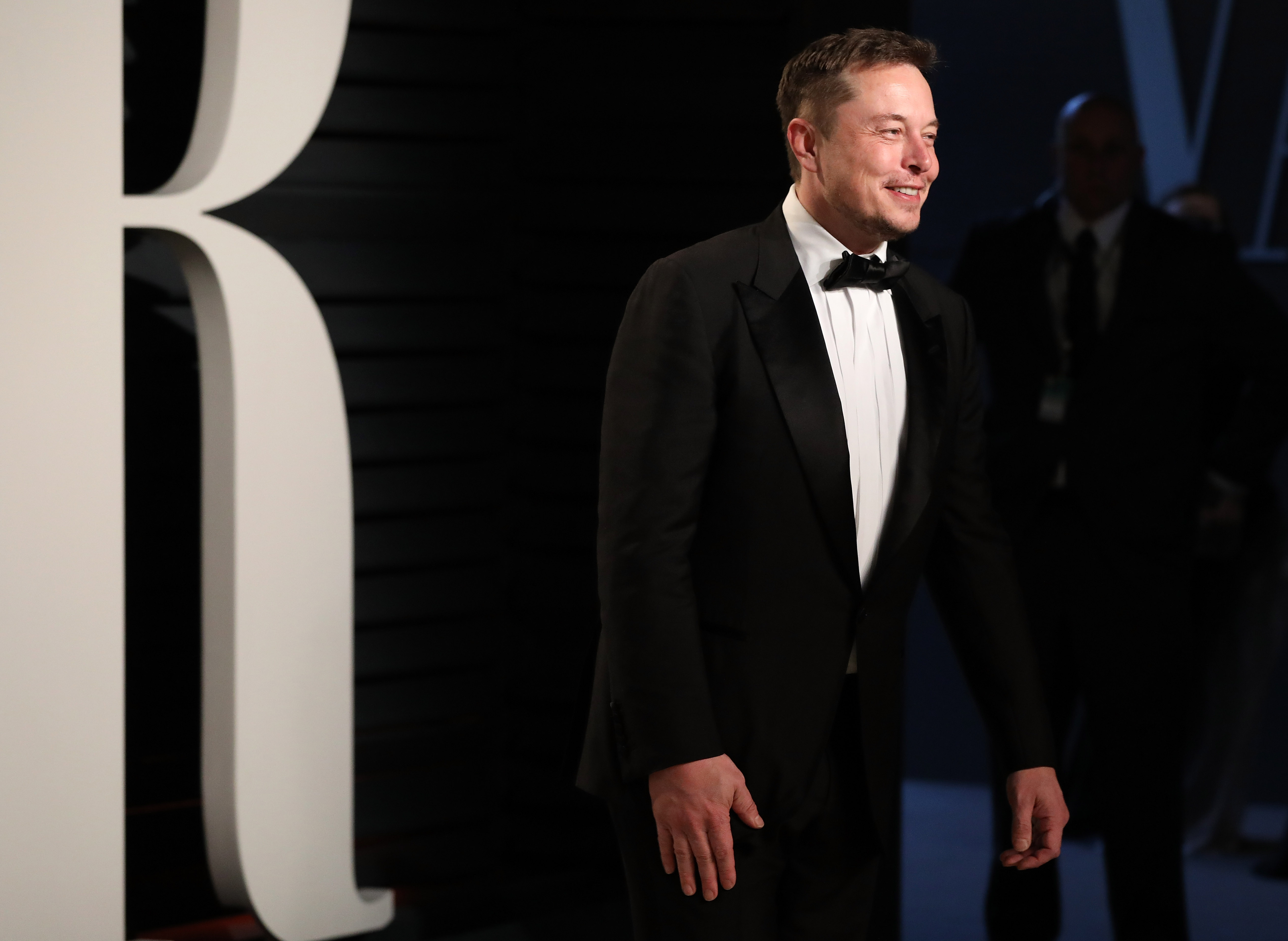 SpaceX CEO Elon Musk attends 2017 Vanity Fair Oscar Party Hosted By Graydon Carter at Wallis Annenberg Center for the Performing Arts on February 26, 2017 in Beverly Hills, California.