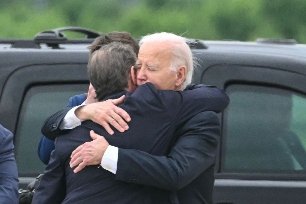 Joe Hunter Biden hug