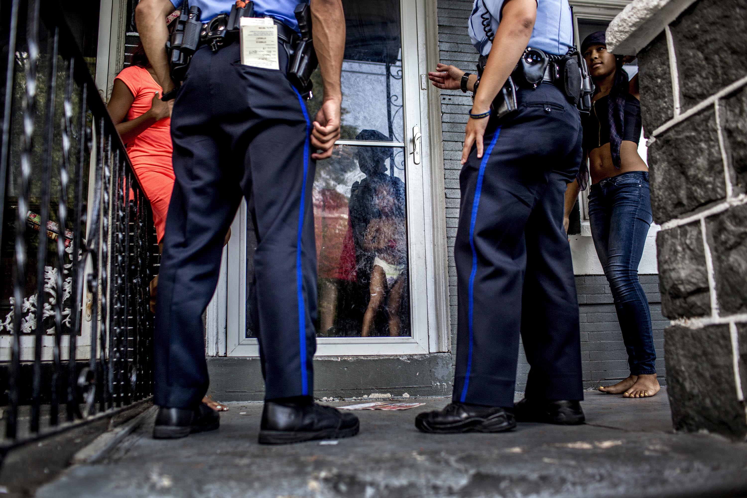 police-cop-in-america