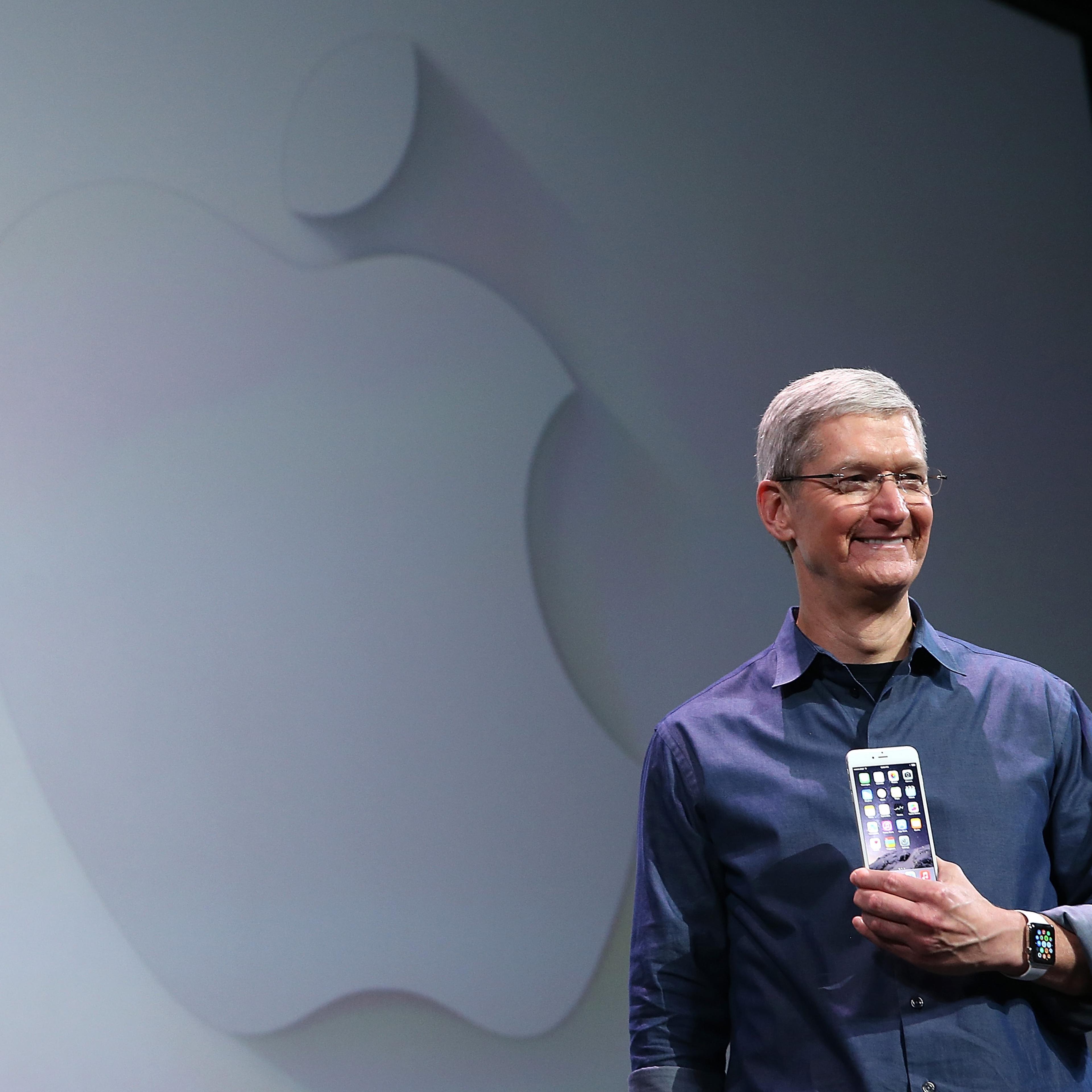 Apple Unveils iPhone 6