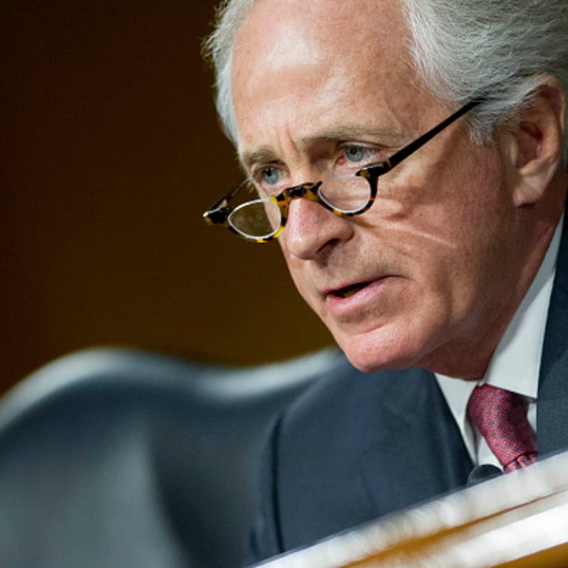 Senator Bob Corker questions Janet Yellen, chair of the U.S. Federal Reserve, during a Senate Banking Committee hearing in Washington on Feb. 24, 2015