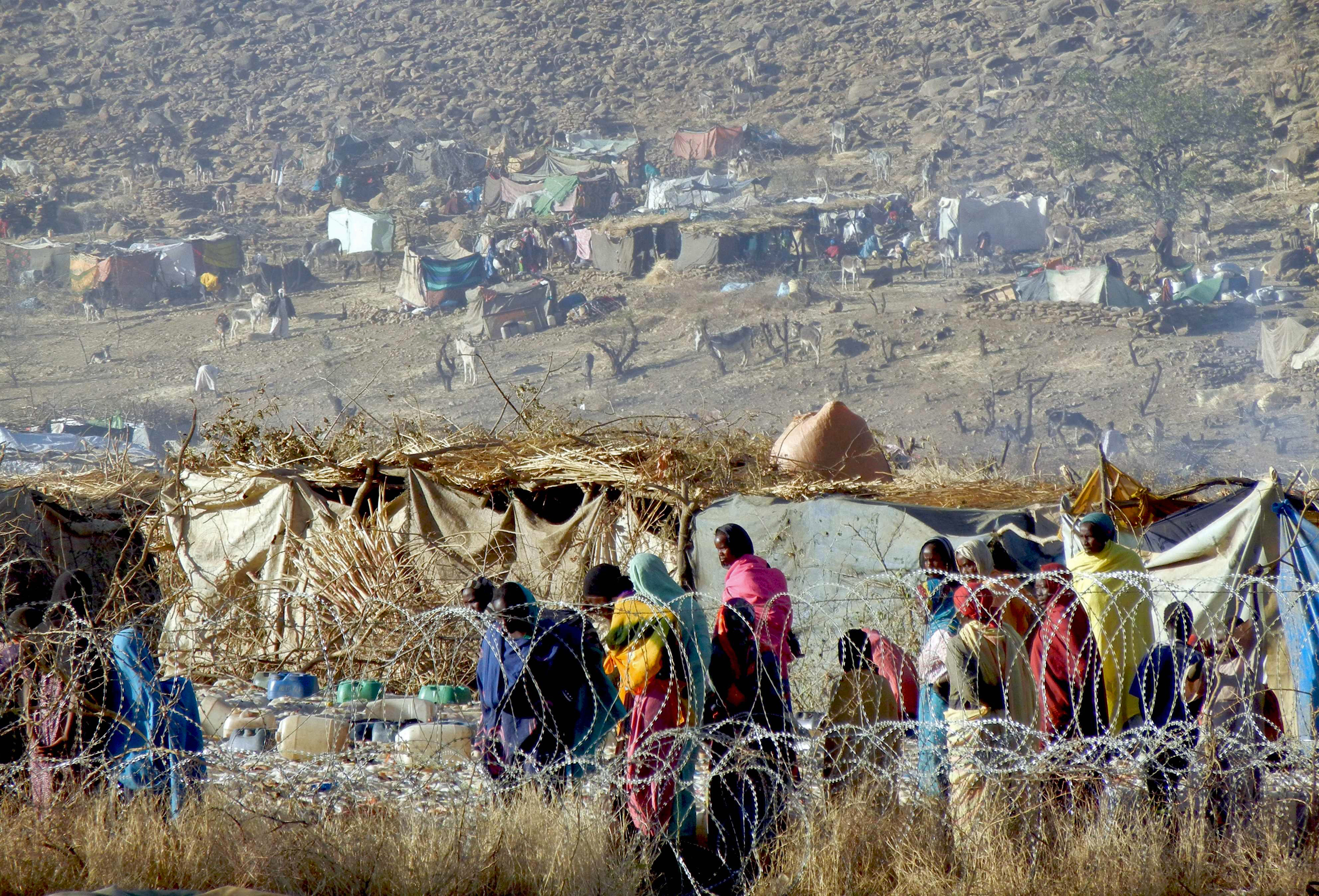 Internally displaced persons (IDPs) in Sudan's North Darfur state, who fled their homes following ongoing clashes between armed movements and government forces in the Jebel Marra area, a stronghold of the rebel Sudan Liberation Army on Feb. 9, 2016.