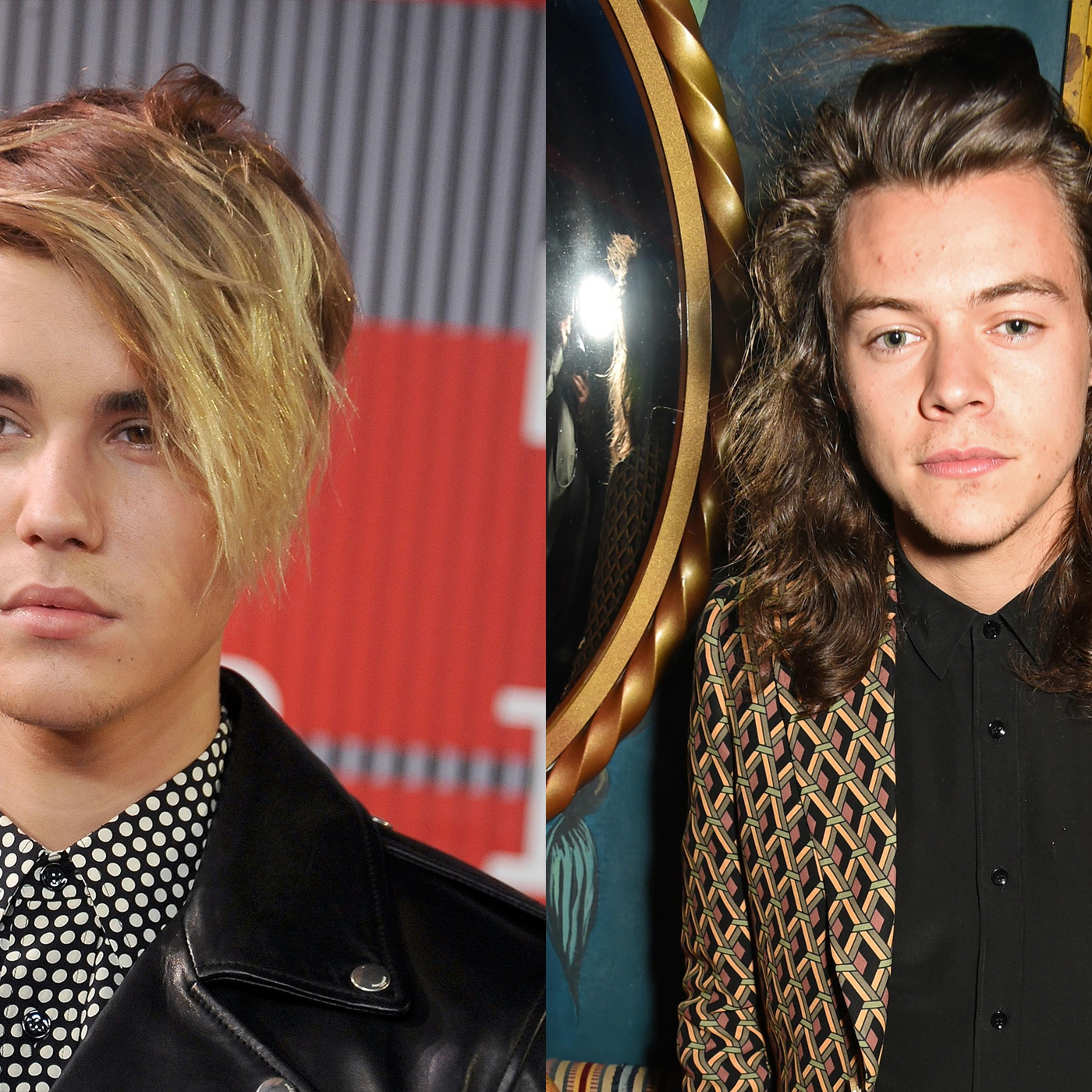 Justin Bieber (L) and Harry Styles of One Direction (R)