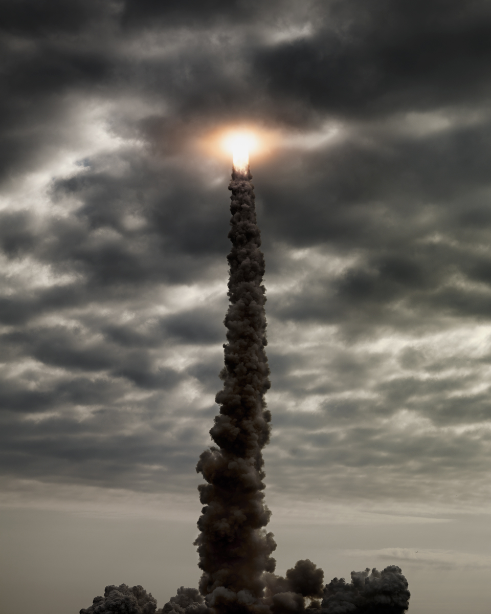<i>Endeavour</i> passes through the clouds.

