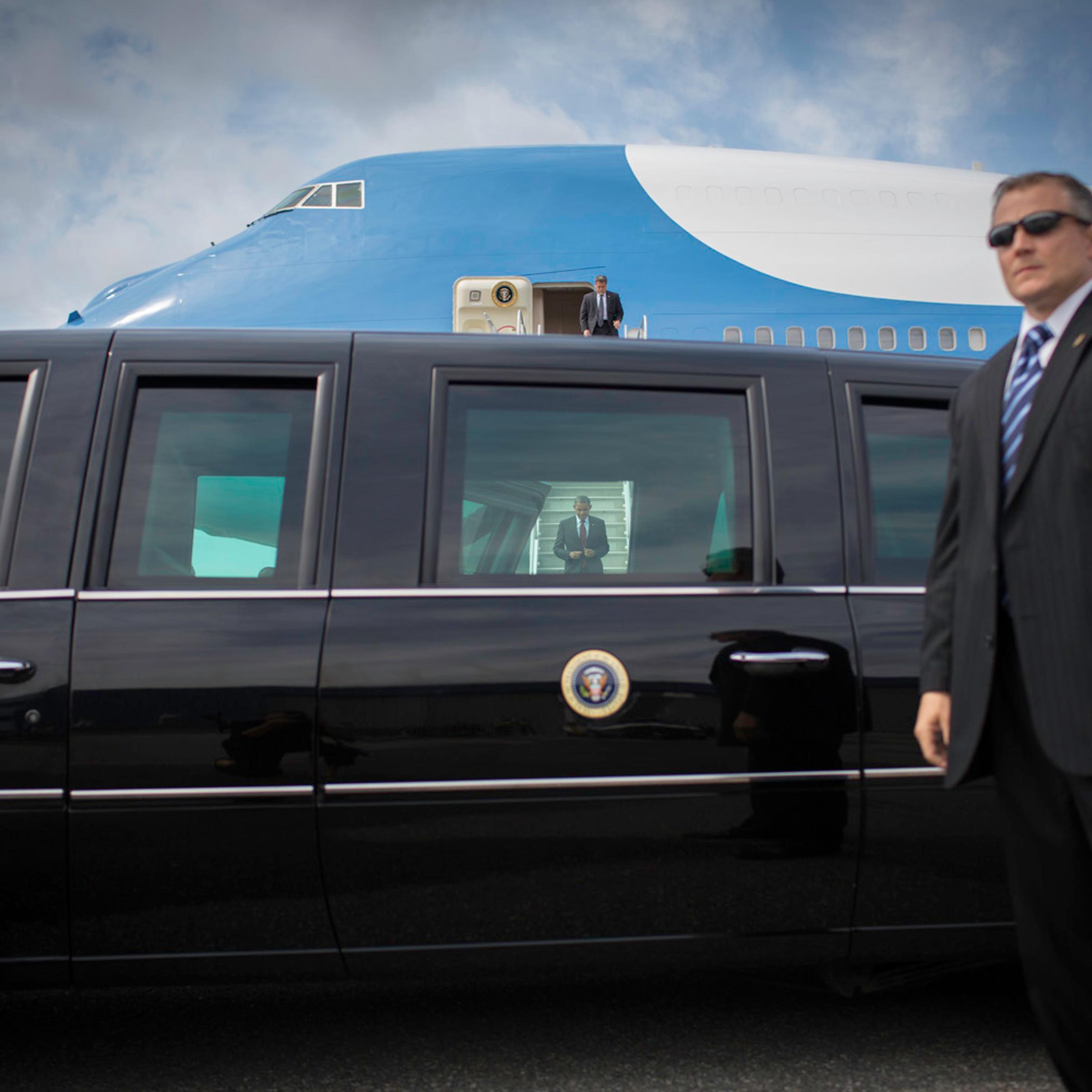 <i>All photographs taken Aug. 18, 2012</i><br />President Obama exits Air Force One upon arriving at the airport in Manchester, N.H.