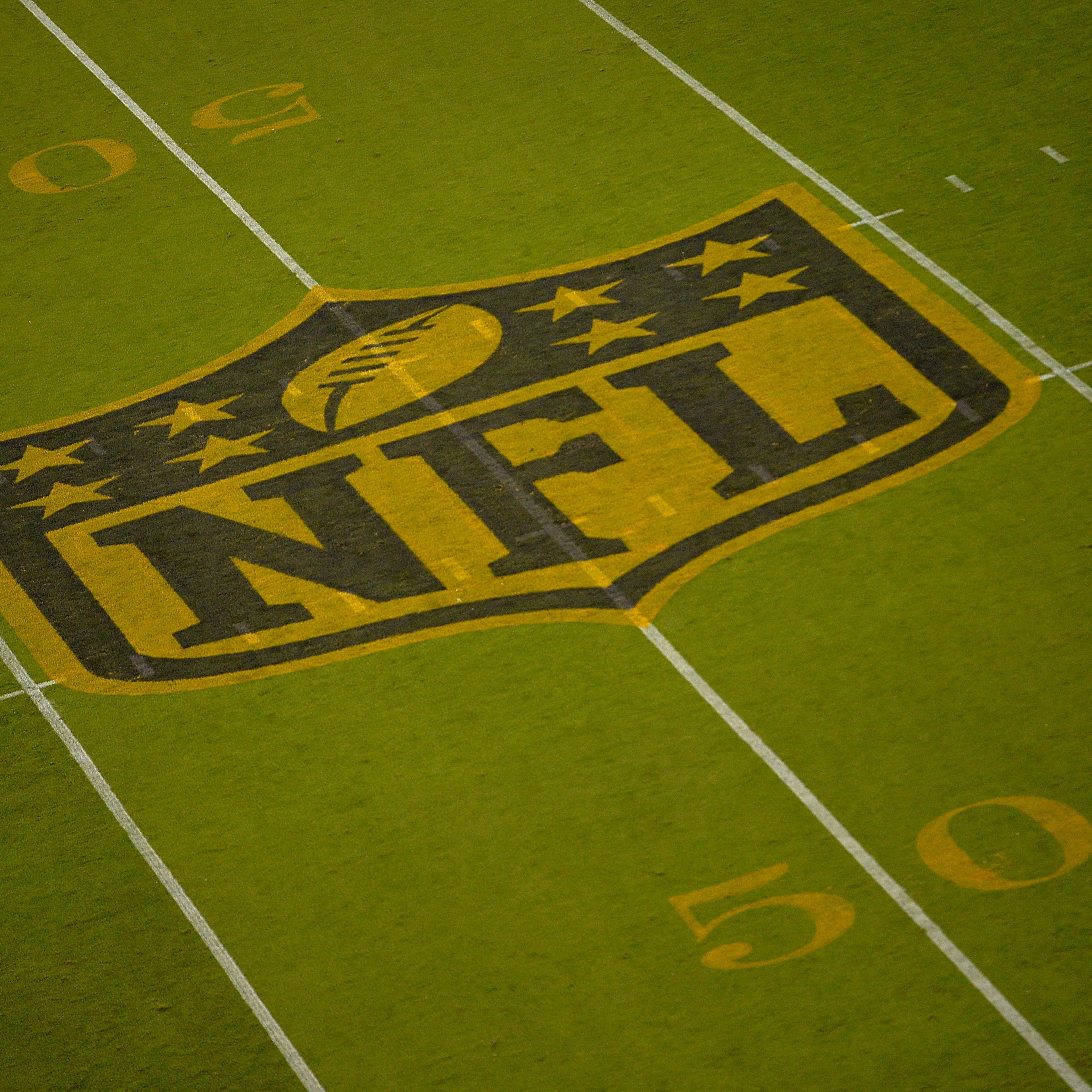 Philadelphia Eagles v Carolina Panthers