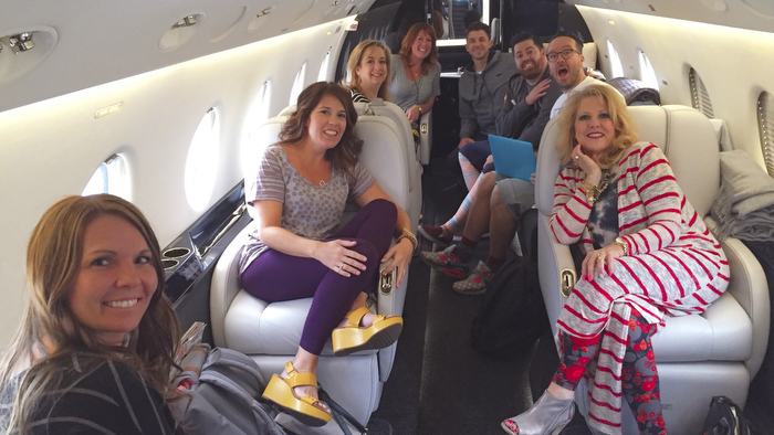 The Story Behind Amazon's LuLaRich and Clothing MLM LuLaRoe
