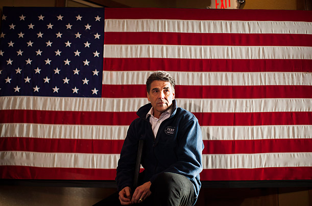 Rick Perry Drops Out, Endorses Newt Gingrich Before South Carolina Primary