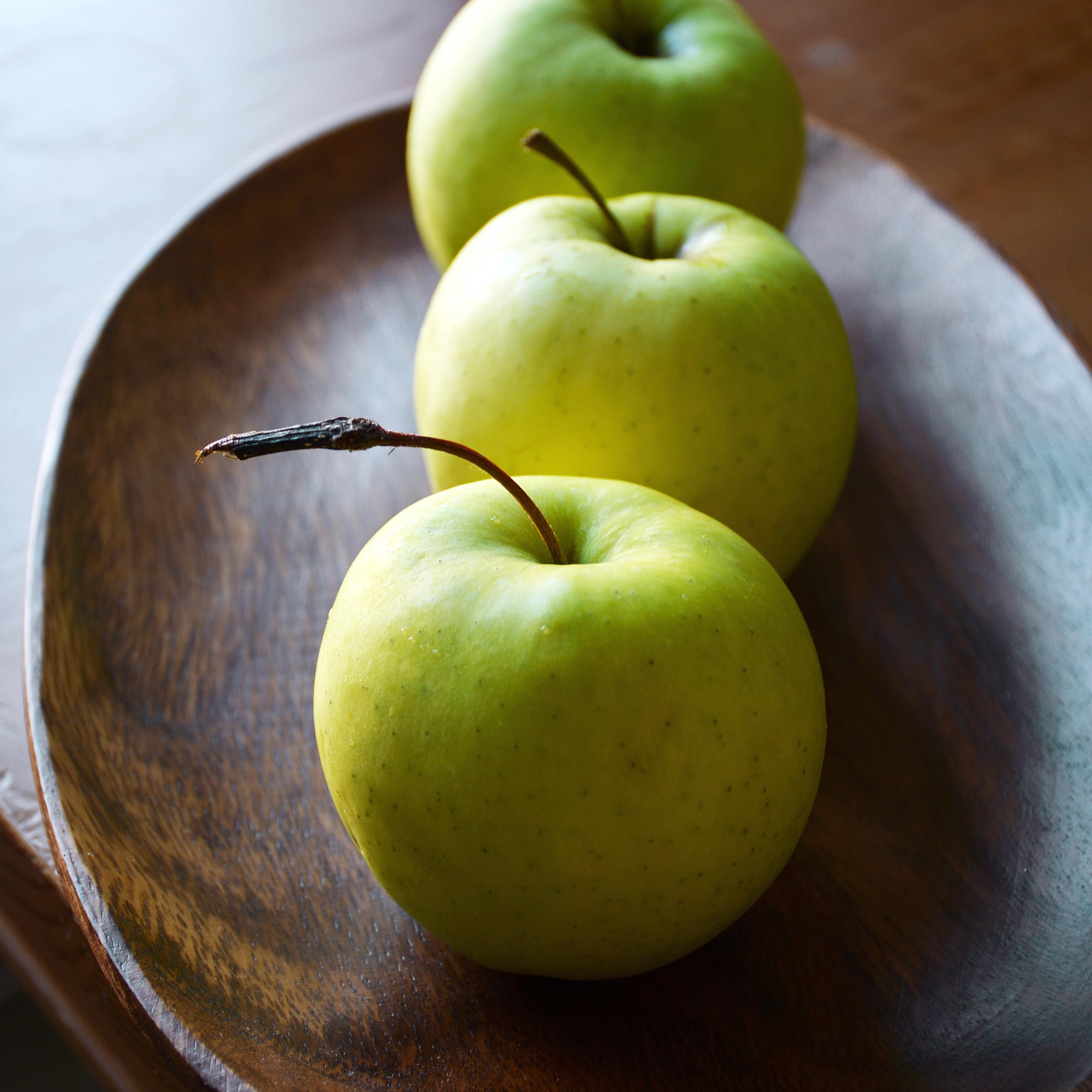 Apples