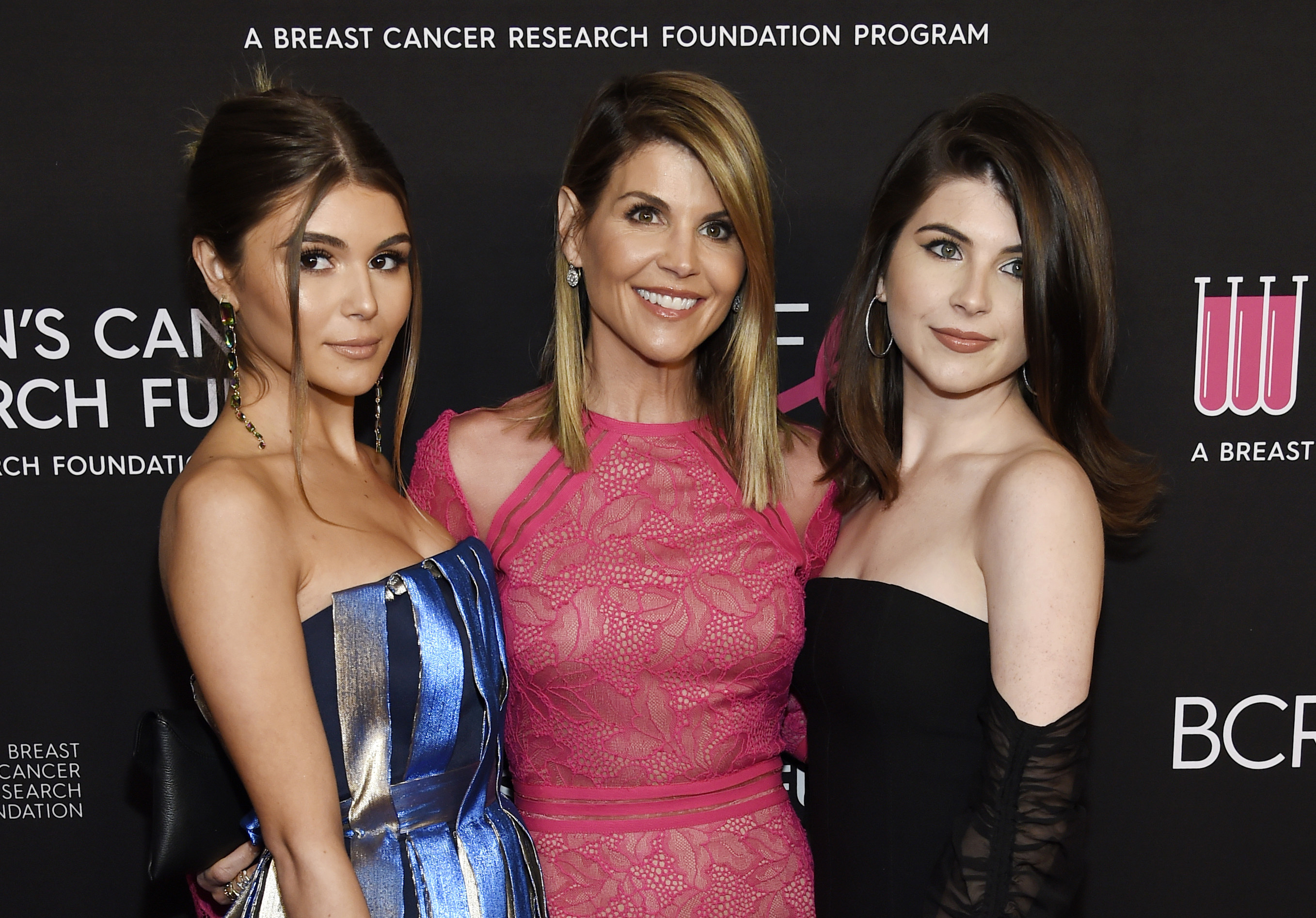 Lori Loughlin, Isabella Rose Giannulli, Olivia Jade Giannulli