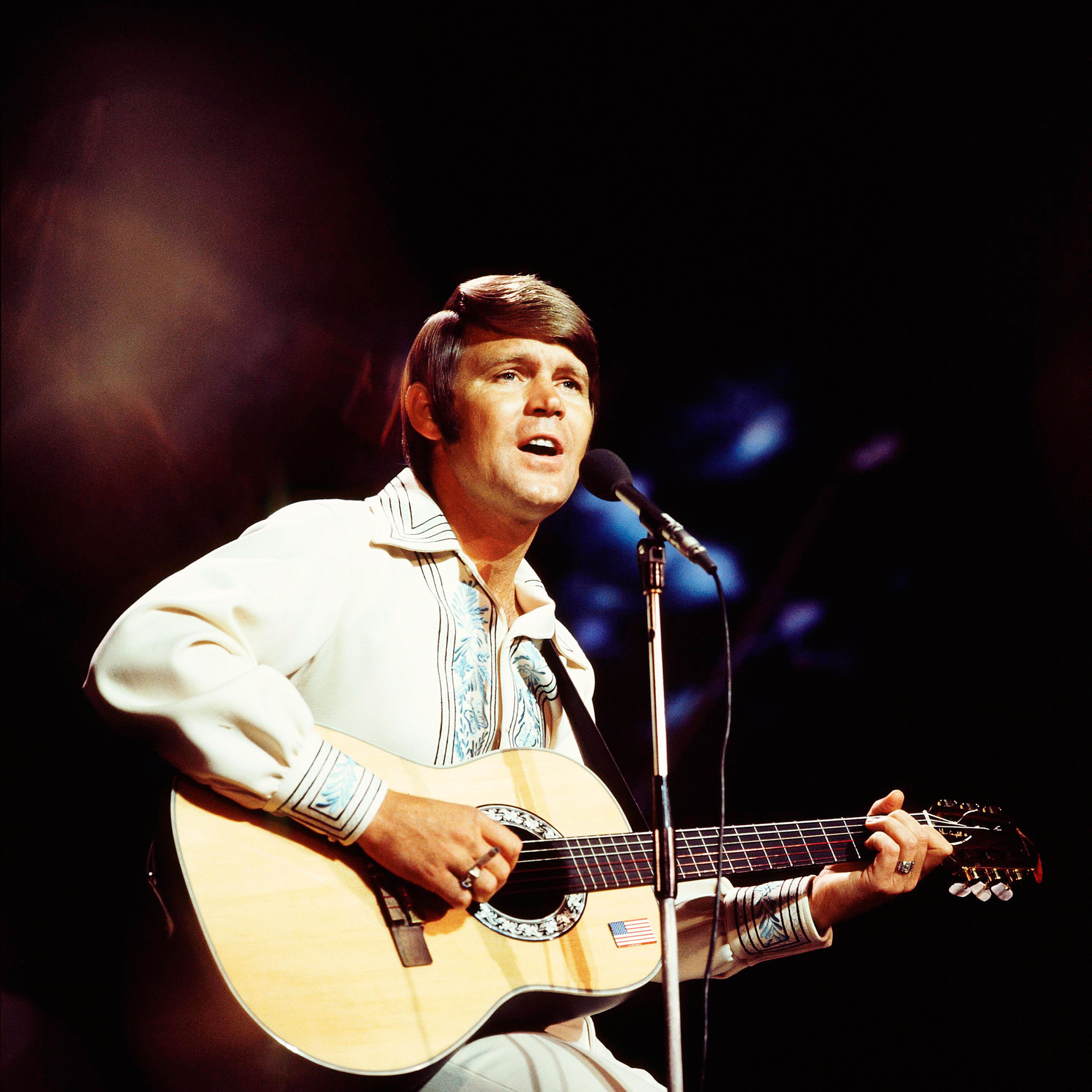 The Rhinestone Cowboy plays London in 1970