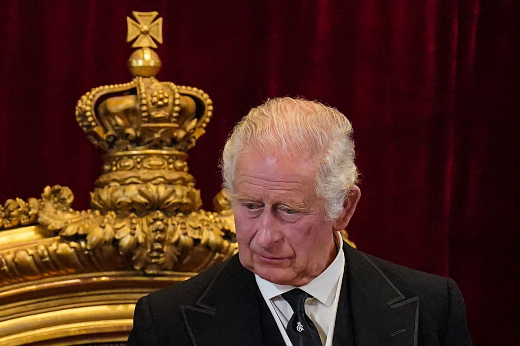 TOPSHOT-BRITAIN-ROYALS-KING