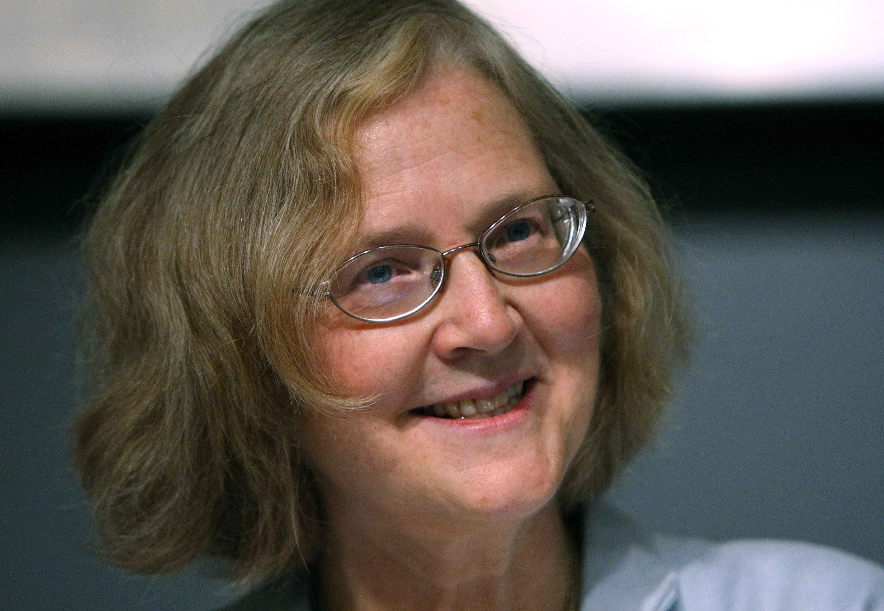 University of California San Francisco scientist Elizabeth Blackburn speaks during a news conference after winning the Nobel Prize in Medicine October 5, 2009 in San Francisco, California.