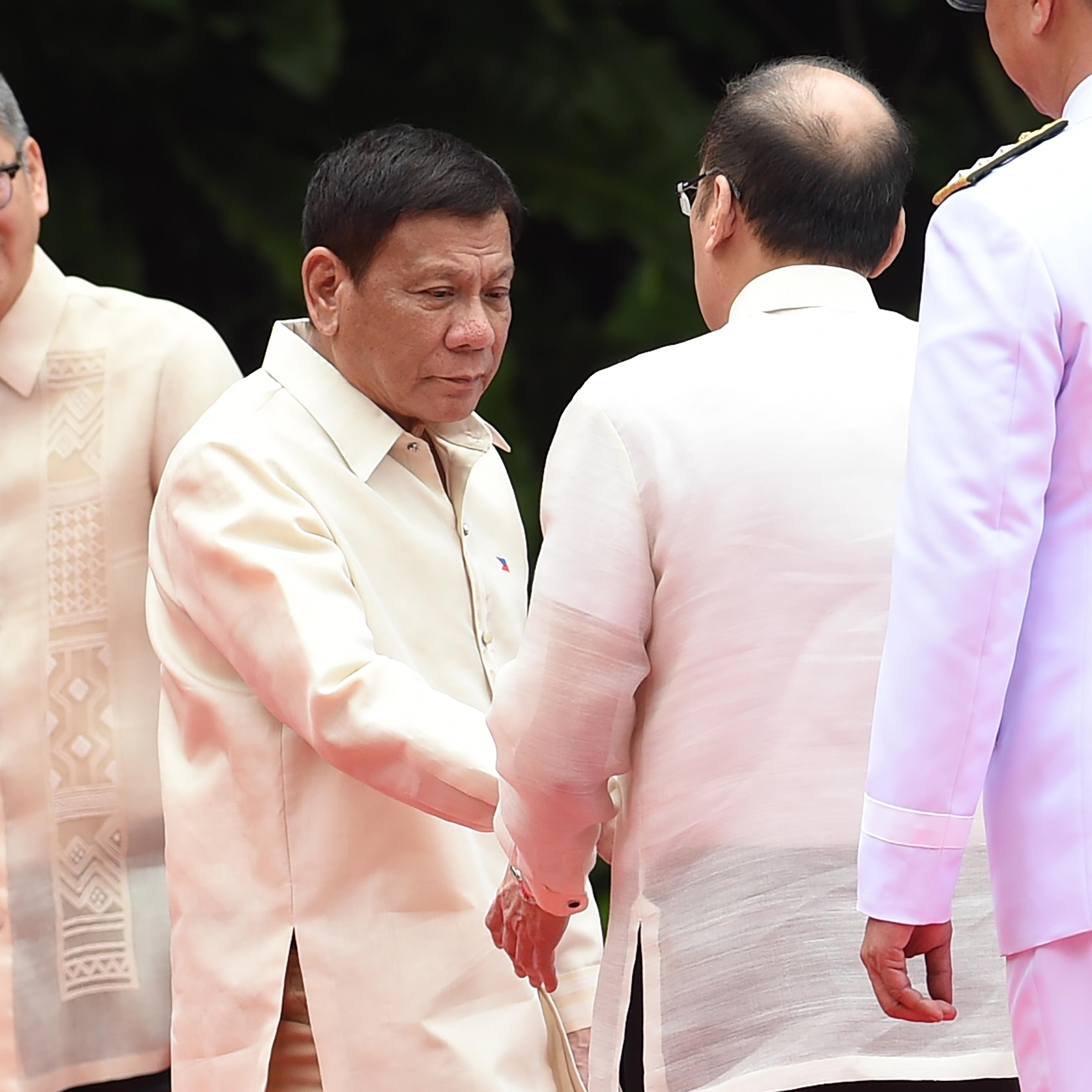 PHILIPPINES-POLITICS-DUTERTE-AQUINO
