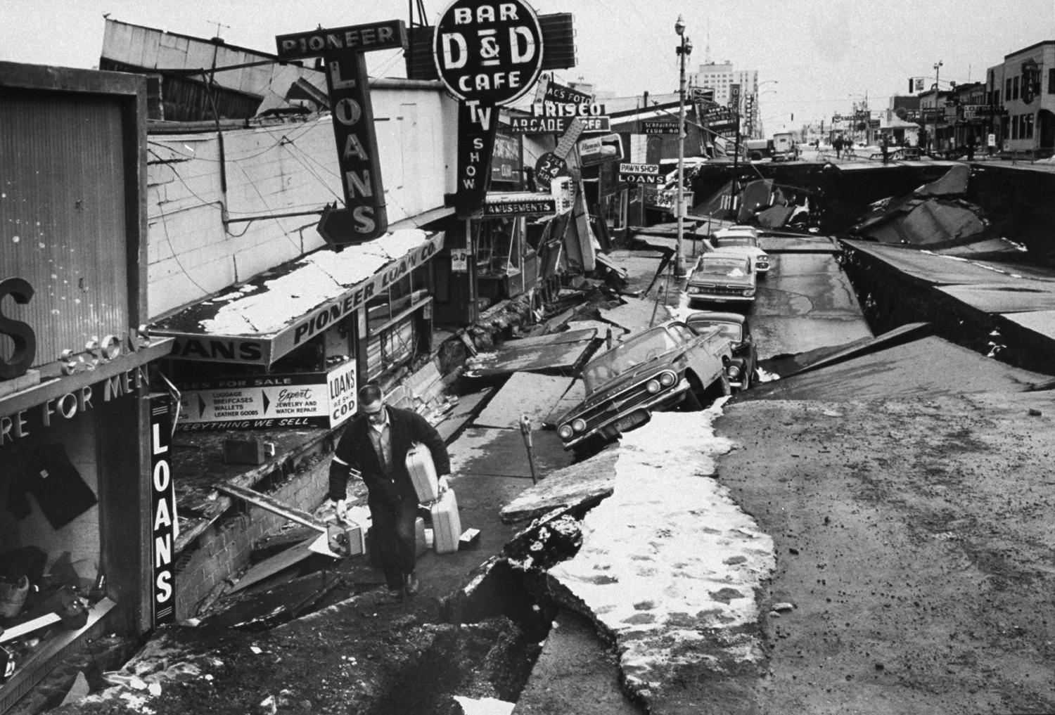 Great Alaska Earthquake of 1964: Rare Photos From an Epic Disaster