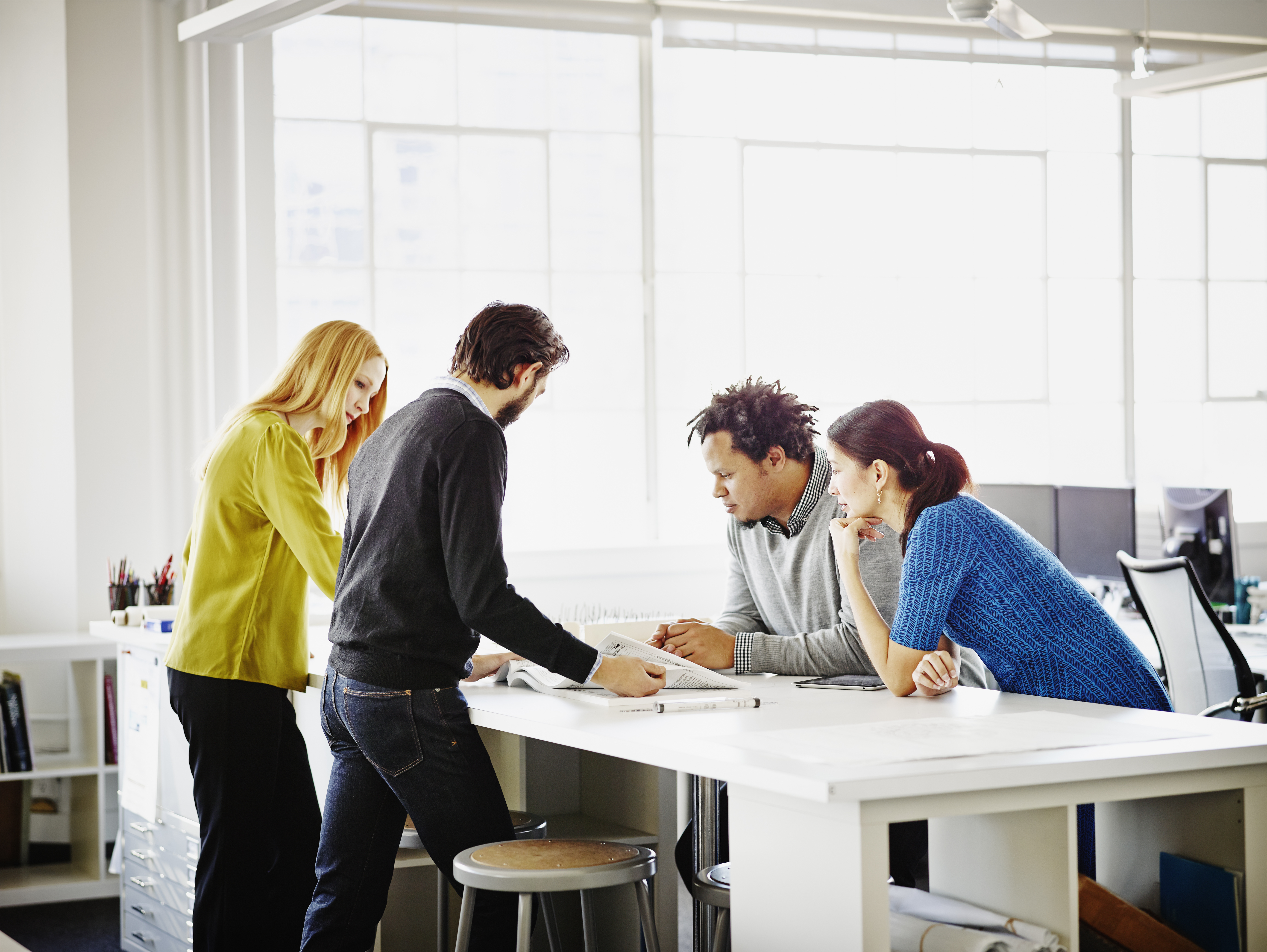 coworkers-working-together